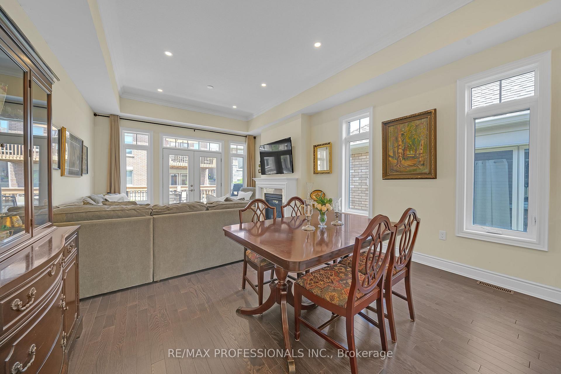 Photo 11 of 17 Assunta Garden, New Tecumseth, Rural New Tecumseth — HOMEH