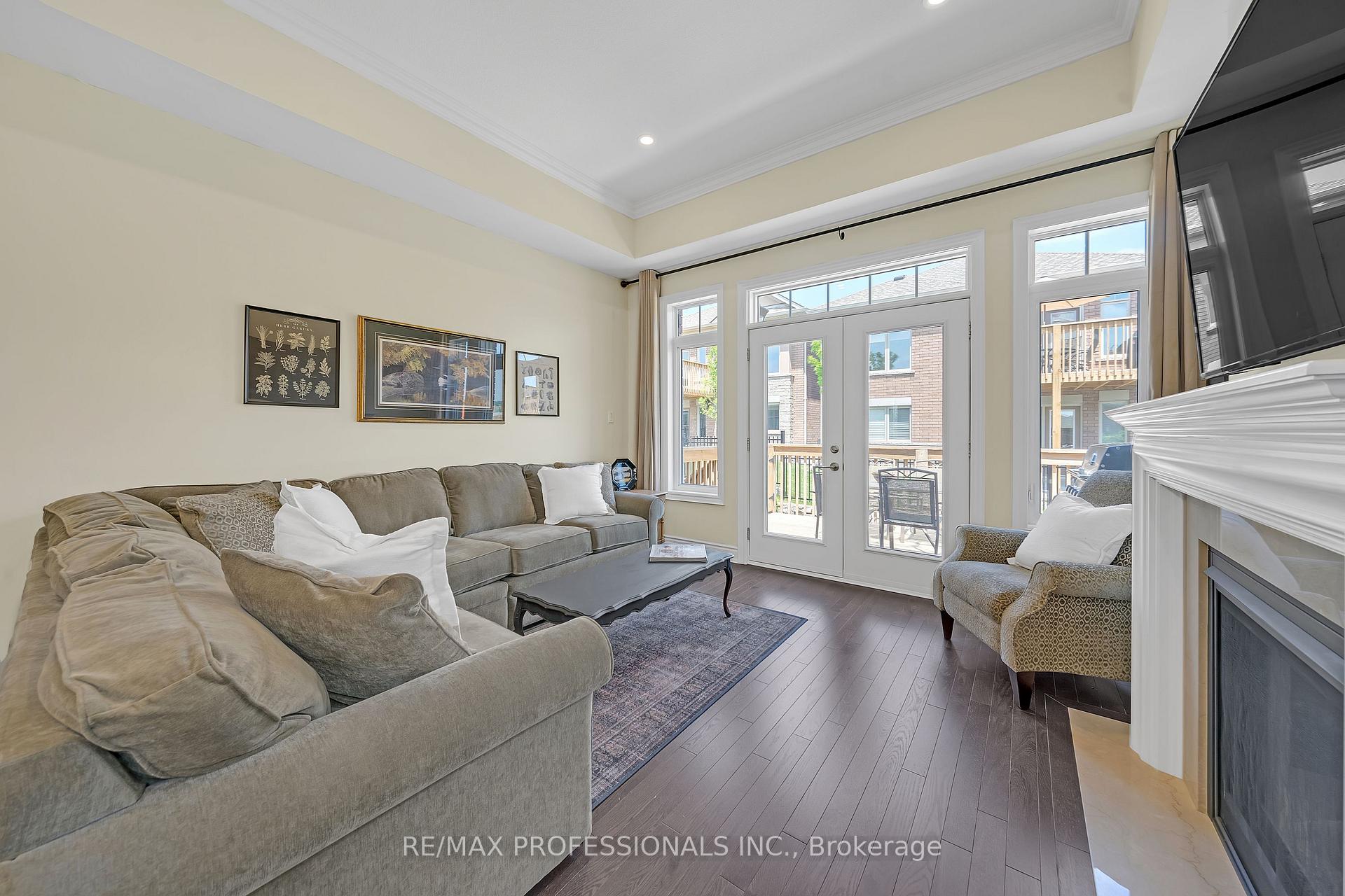 Photo 12 of 17 Assunta Garden, New Tecumseth, Rural New Tecumseth — HOMEH