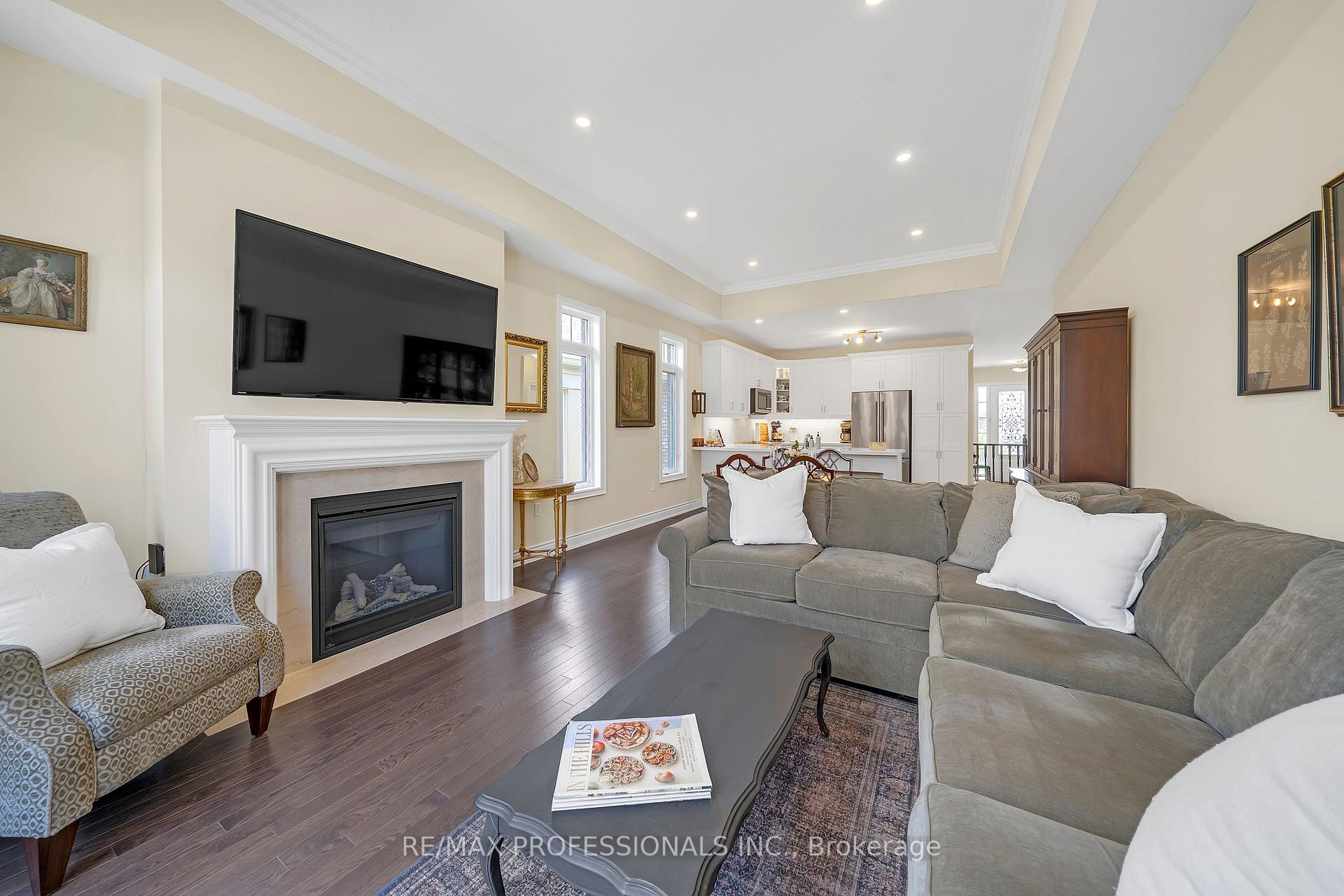 Photo 14 of 17 Assunta Garden, New Tecumseth, Rural New Tecumseth — HOMEH
