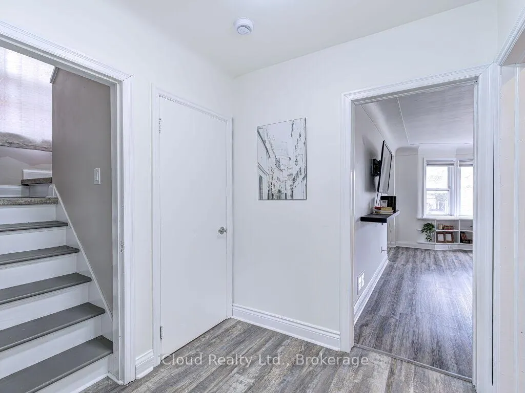 Photo 25 of 458 Upper Wellington Street, Hamilton, Centremount — HOMEH