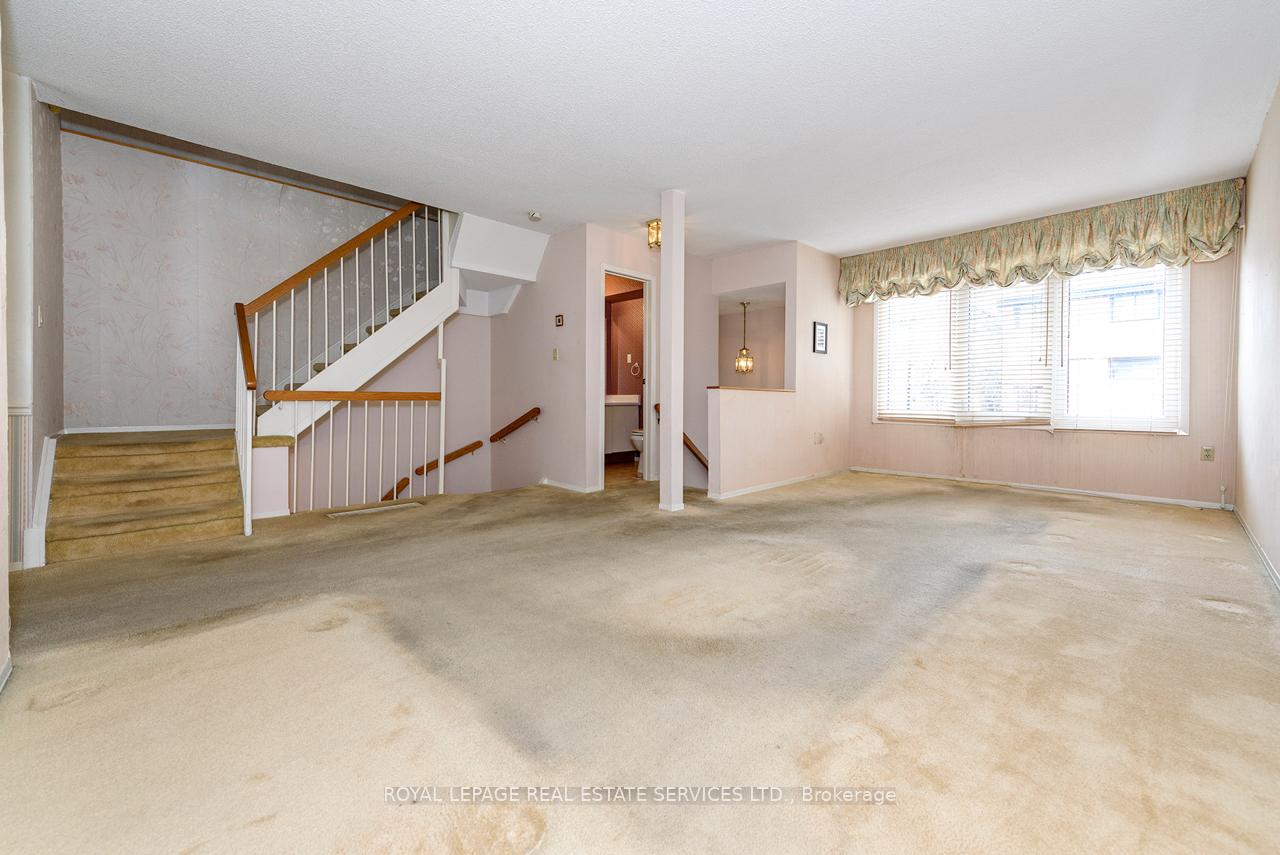Photo 6 of Unit 43, 57 Maple Branch Path, Etobicoke, Kingsview Village-The Westway — HOMEH