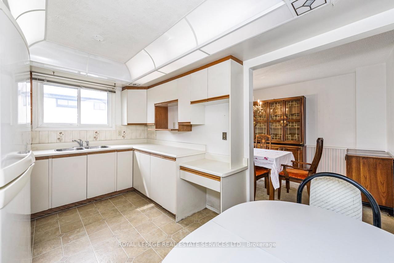 Photo 10 of Unit 43, 57 Maple Branch Path, Etobicoke, Kingsview Village-The Westway — HOMEH