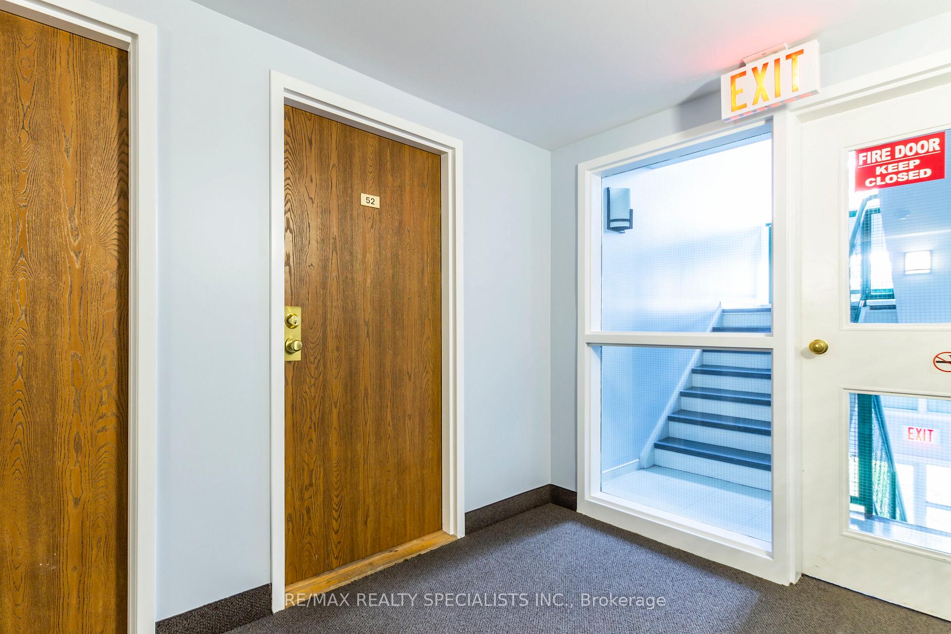 Photo 4 of Unit 52, 3085 Kingsway Drive, Kitchener, Vanier - Kitchener — HOMEH