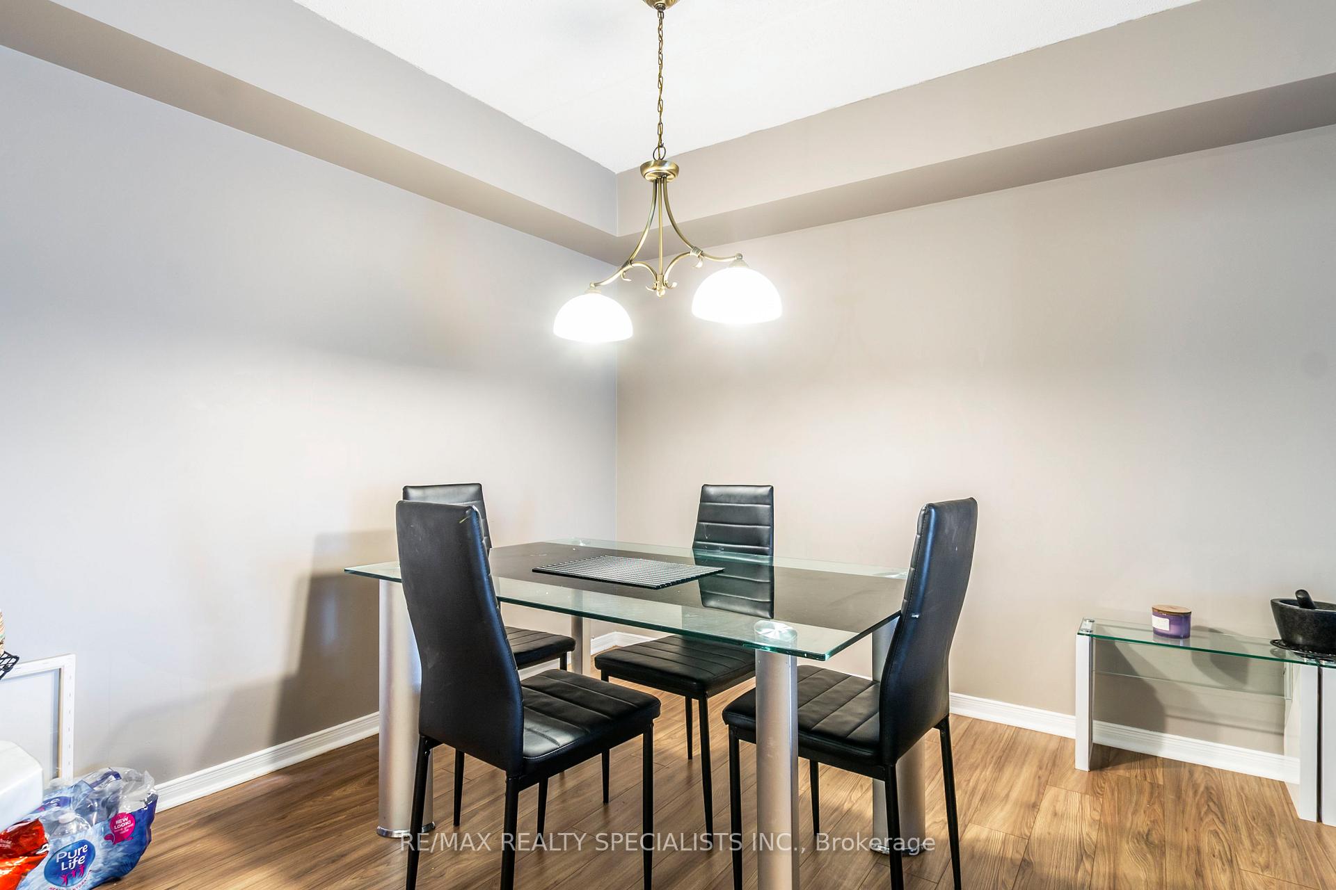 Photo 11 of Unit 52, 3085 Kingsway Drive, Kitchener, Vanier - Kitchener — HOMEH