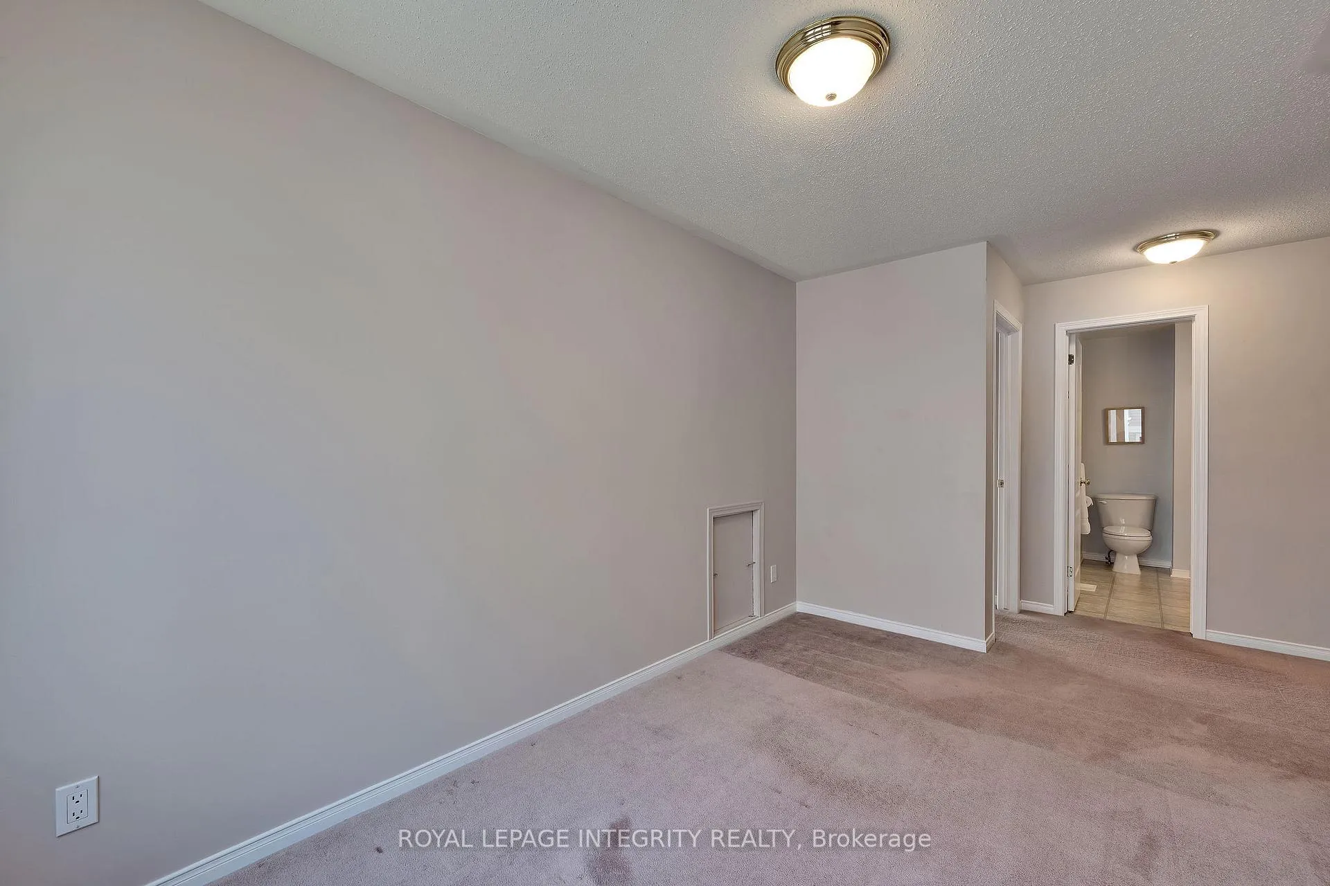 Photo 26 of Unit B, 10 Daybreak Street, Ottawa, Barrhaven East — HOMEH