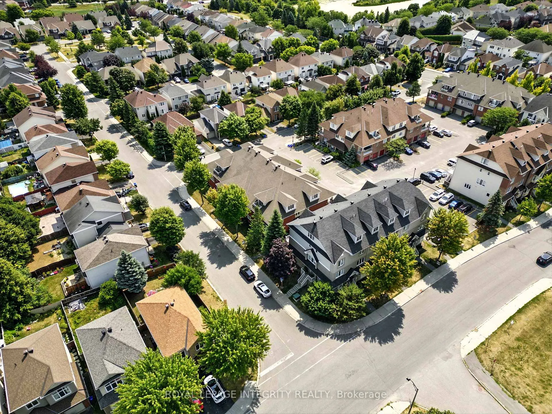 Photo 37 of Unit B, 10 Daybreak Street, Ottawa, Barrhaven East — HOMEH