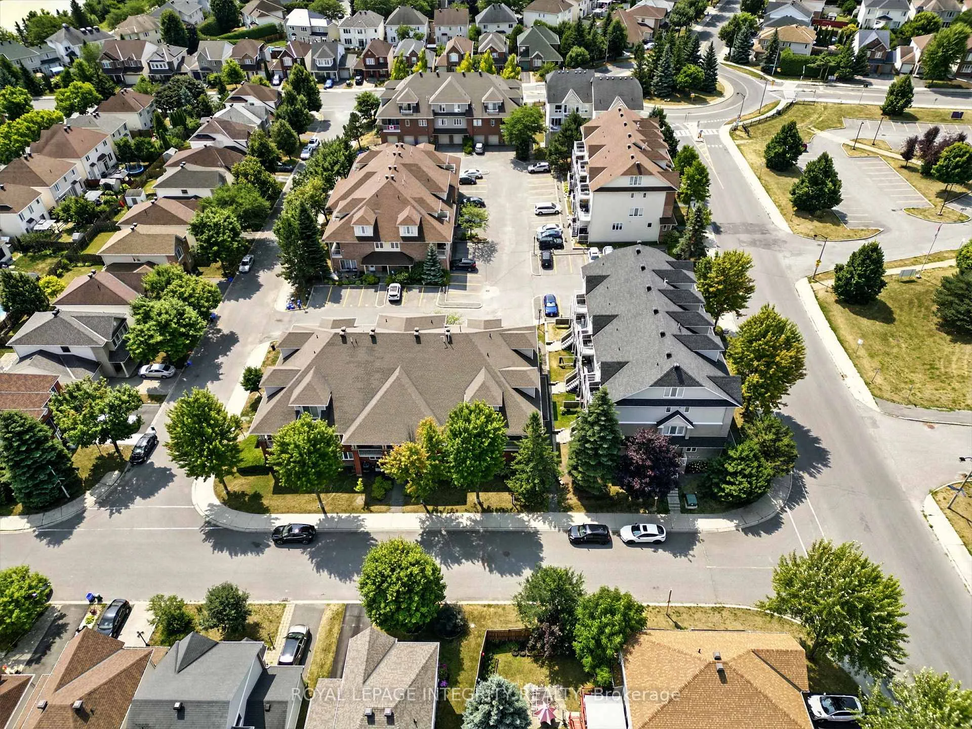 Photo 39 of Unit B, 10 Daybreak Street, Ottawa, Barrhaven East — HOMEH