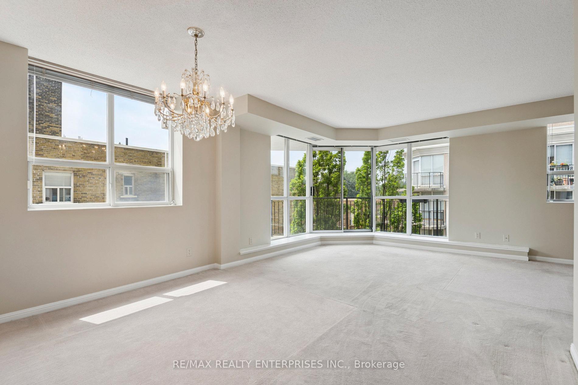 Photo 13 of Unit 404, 3130 Yonge Street, Toronto, Lawrence Park North — HOMEH