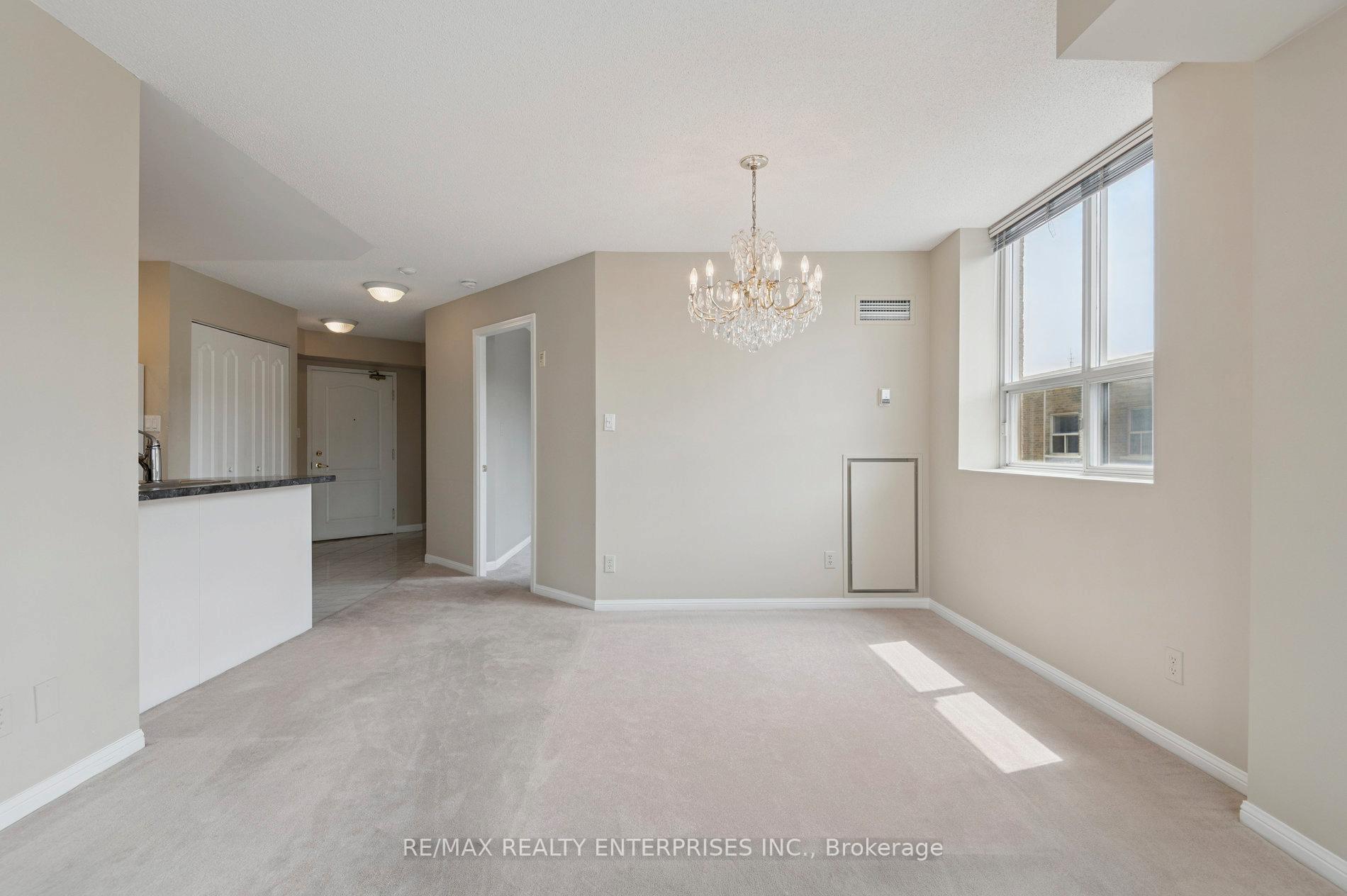 Photo 15 of Unit 404, 3130 Yonge Street, Toronto, Lawrence Park North — HOMEH