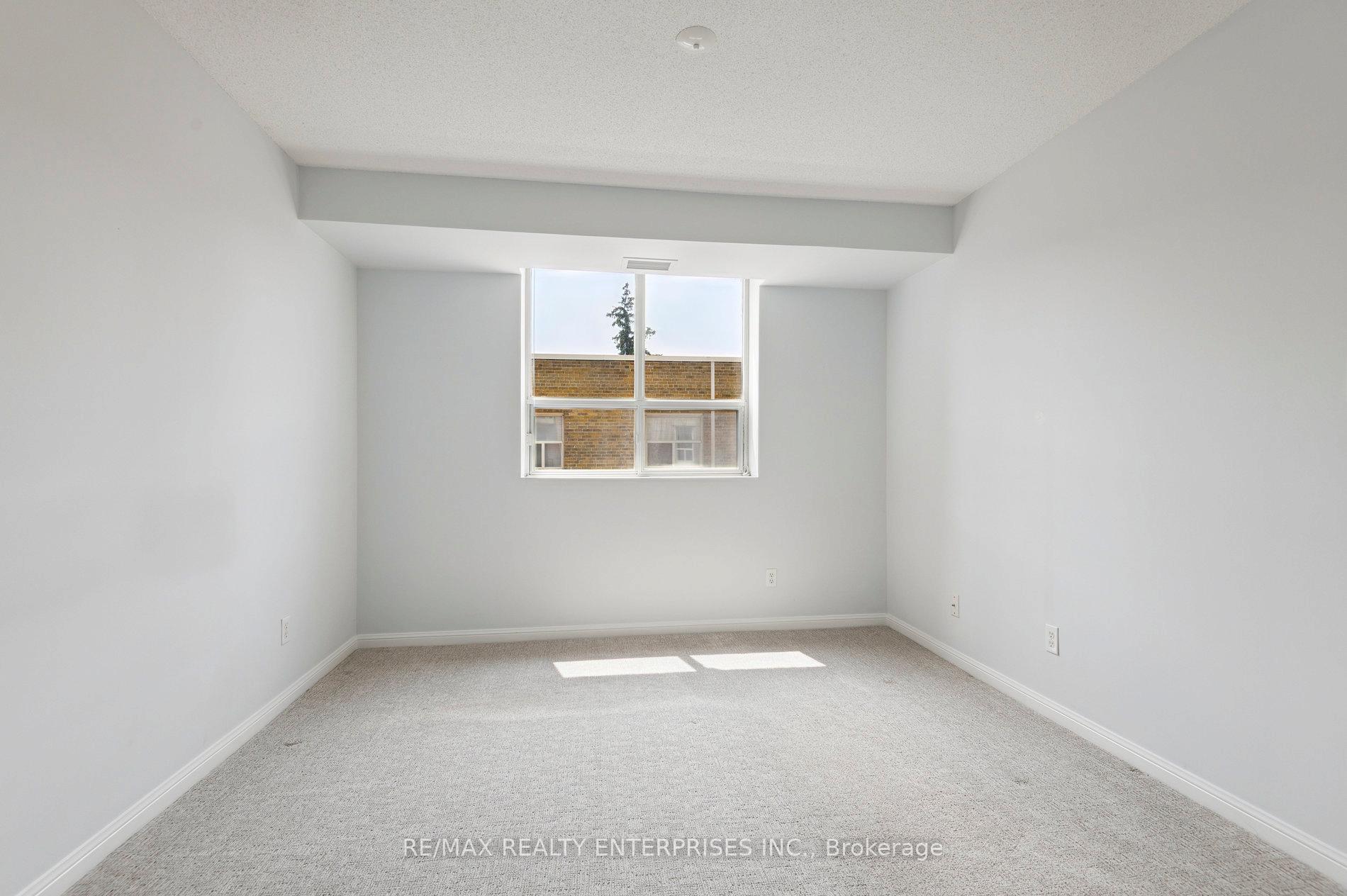 Photo 21 of Unit 404, 3130 Yonge Street, Toronto, Lawrence Park North — HOMEH