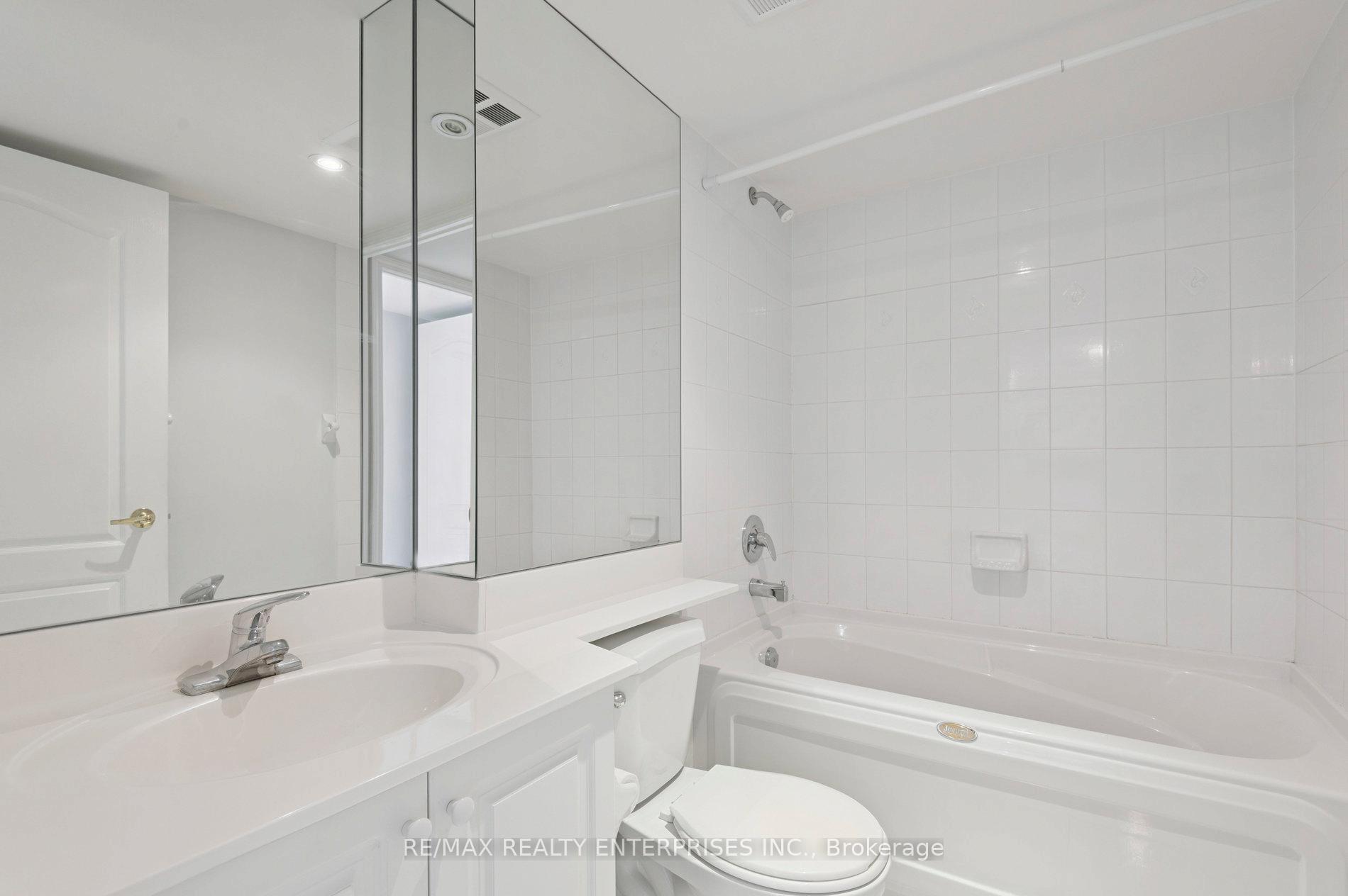 Photo 28 of Unit 404, 3130 Yonge Street, Toronto, Lawrence Park North — HOMEH