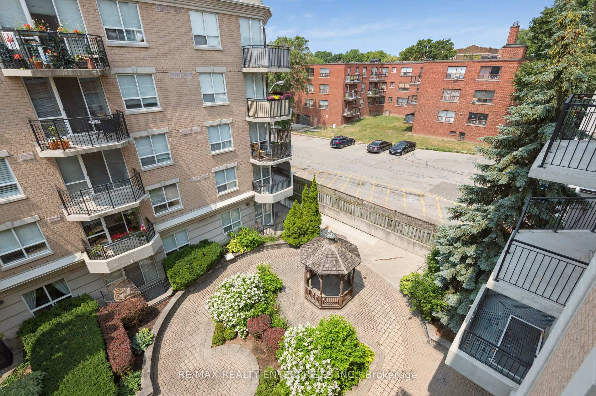 Photo 34 of Unit 404, 3130 Yonge Street, Toronto, Lawrence Park North — HOMEH