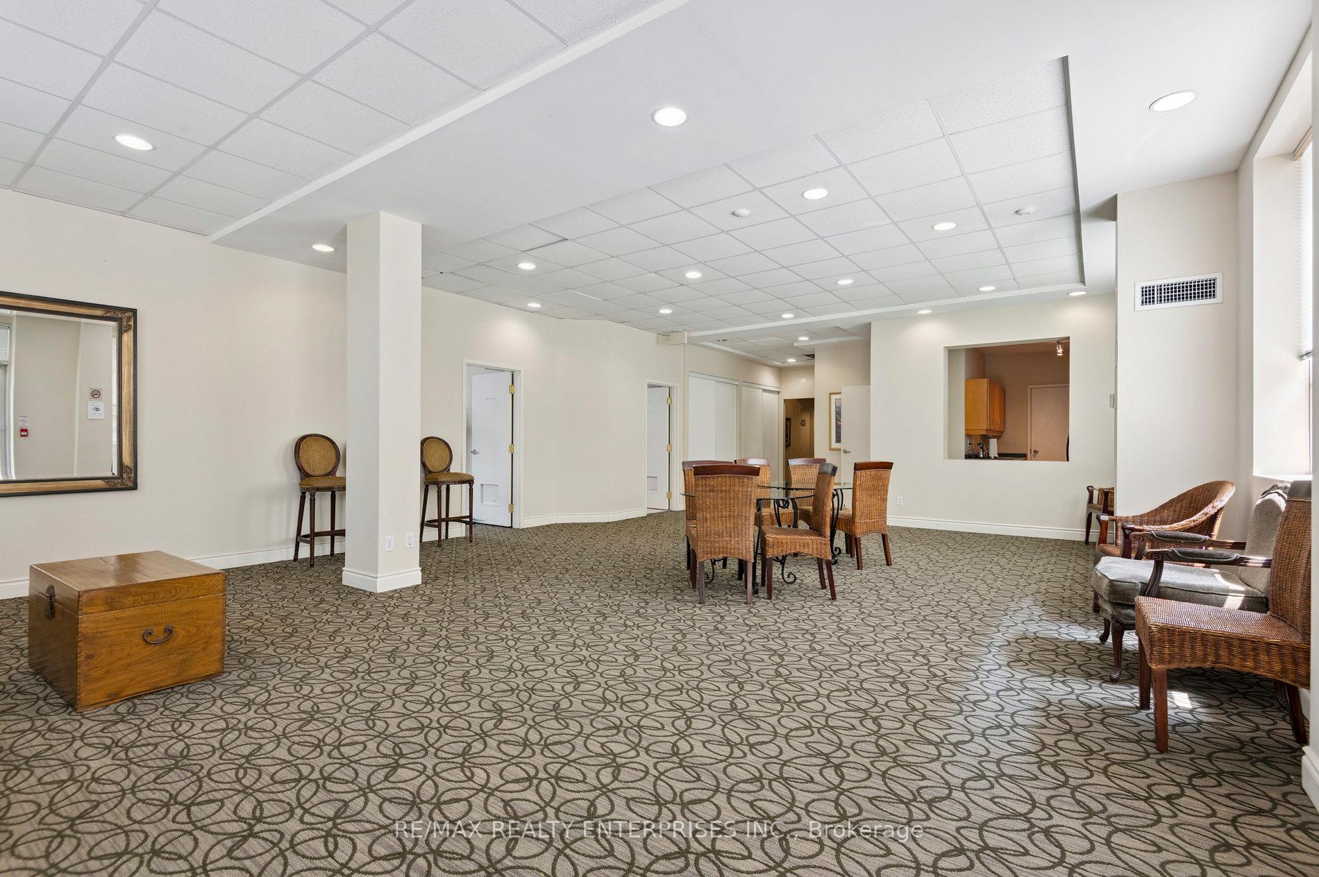 Photo 37 of Unit 404, 3130 Yonge Street, Toronto, Lawrence Park North — HOMEH