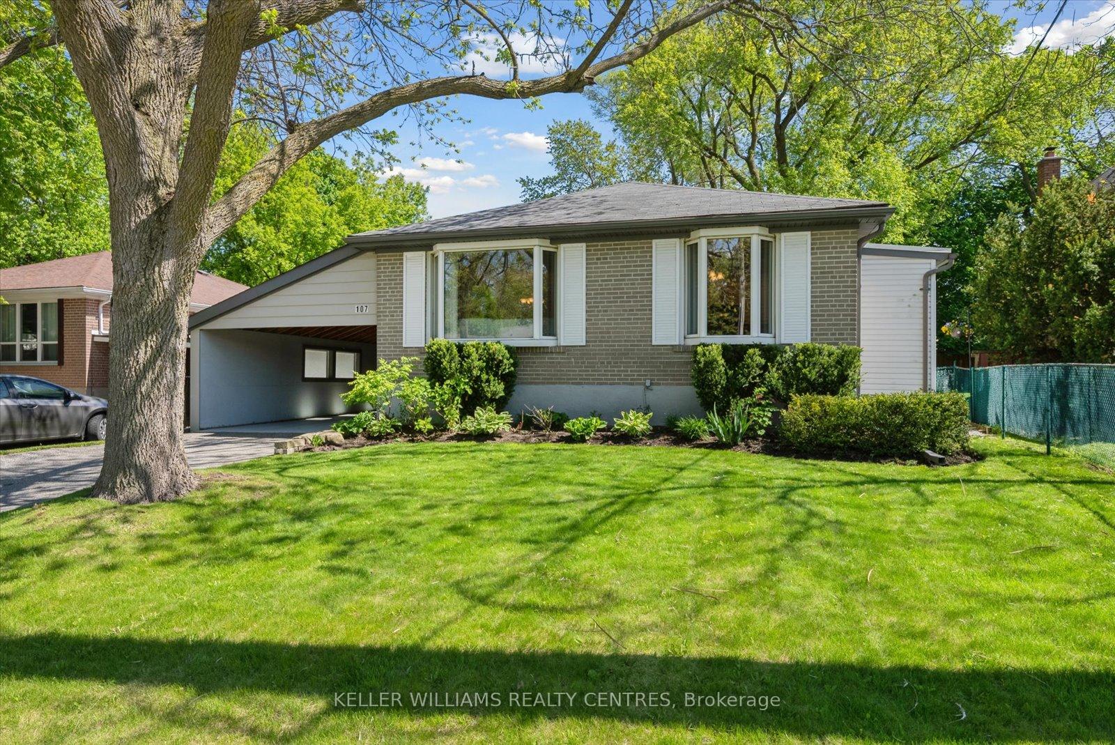 Photo 29 of 107 Aurora Heights Drive, Aurora, Aurora Heights — HOMEH