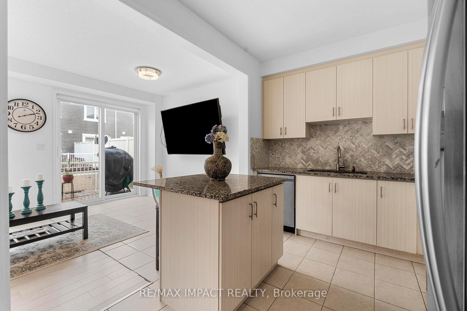 Photo 10 of Unit 25, 1222 Rose Way, Milton, Cobban — HOMEH