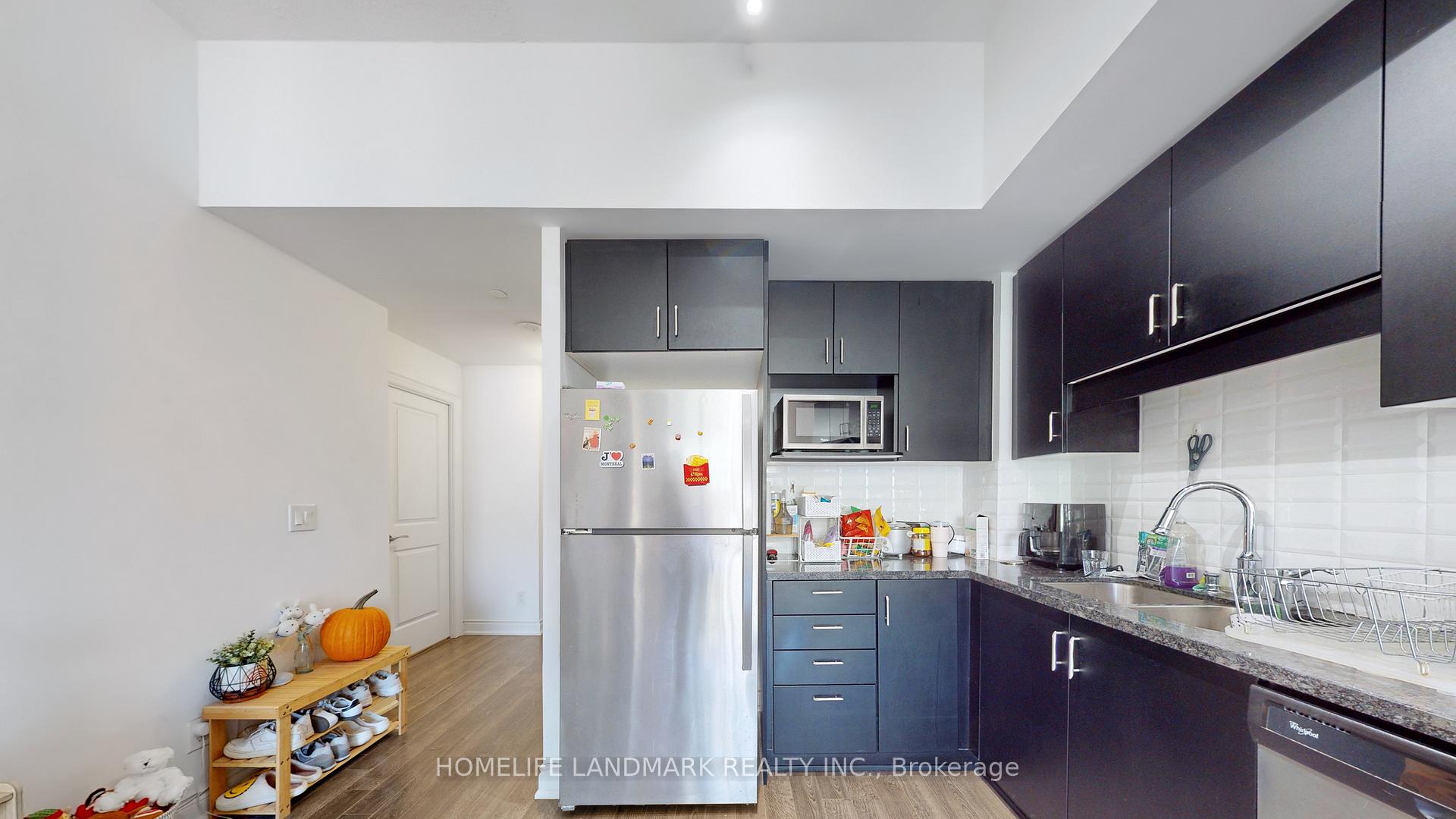 Photo 12 of Unit 907, 33 Clegg Road, Markham, Unionville — HOMEH