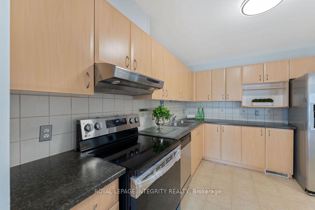 Photo 13 of 164 Sorento Street, Ottawa, Barrhaven - Strandherd — HOMEH