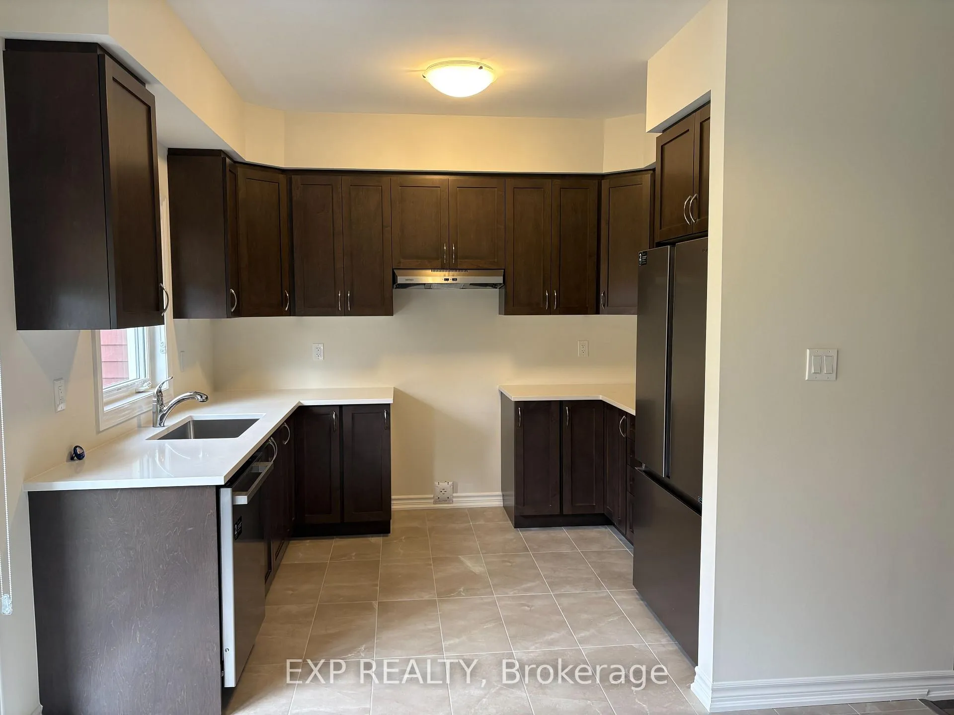 Photo 3 of 185 Beechwood Forest Lane, Gravenhurst, Muskoka (S) — HOMEH