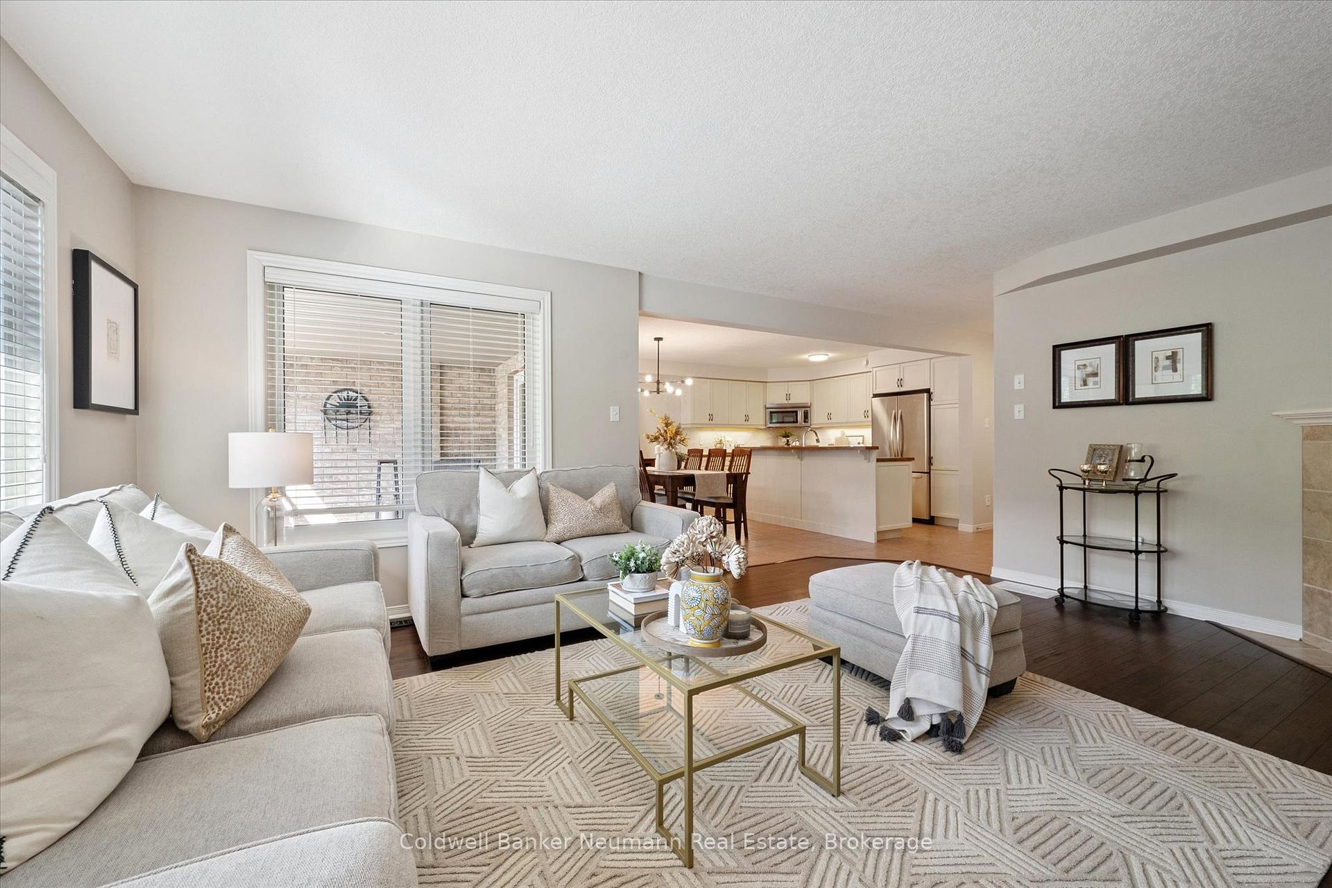 Photo 2 of Unit 5, 255 Summerfield Drive, Guelph, Pineridge/Westminster Woods — HOMEH