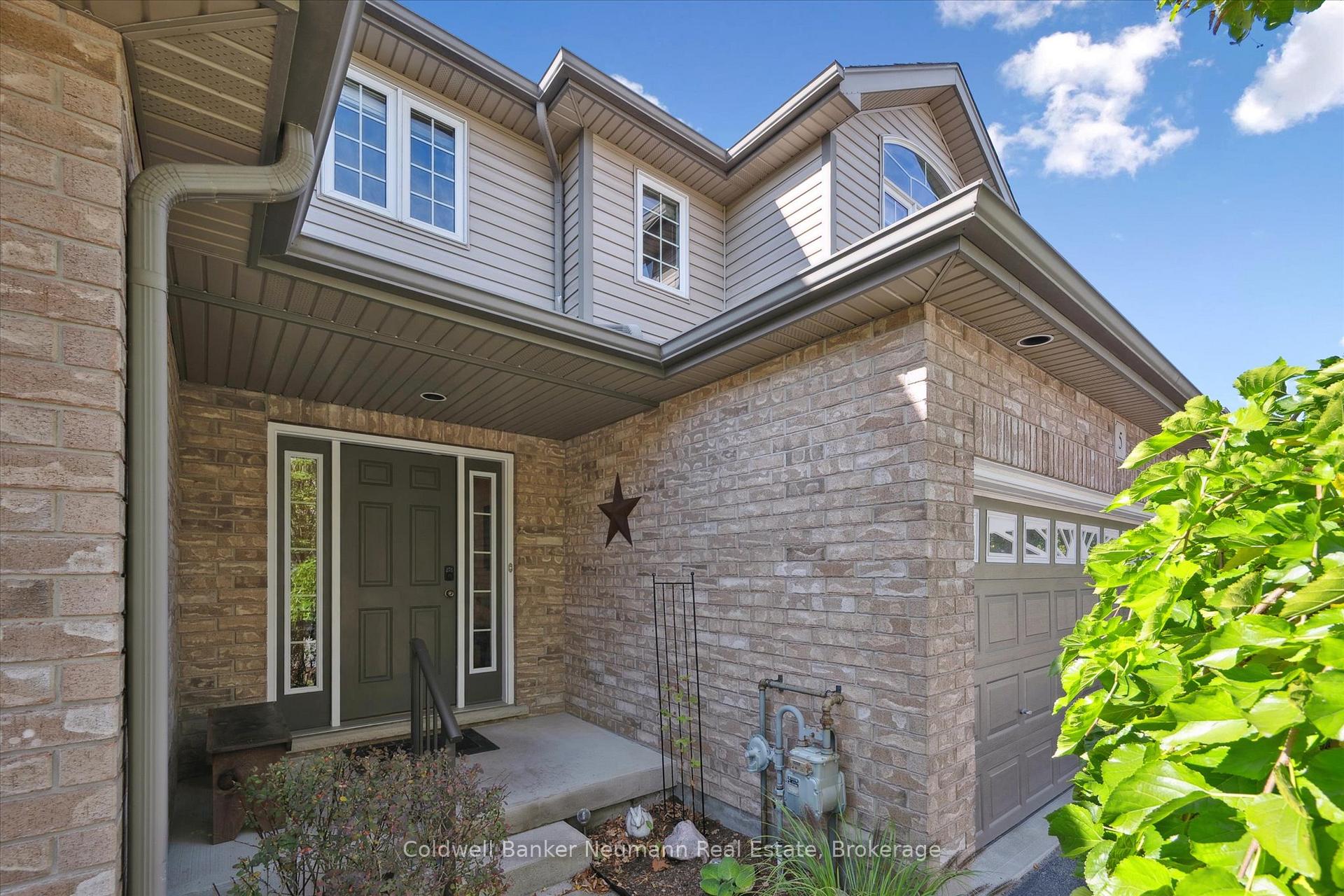 Photo 4 of Unit 5, 255 Summerfield Drive, Guelph, Pineridge/Westminster Woods — HOMEH