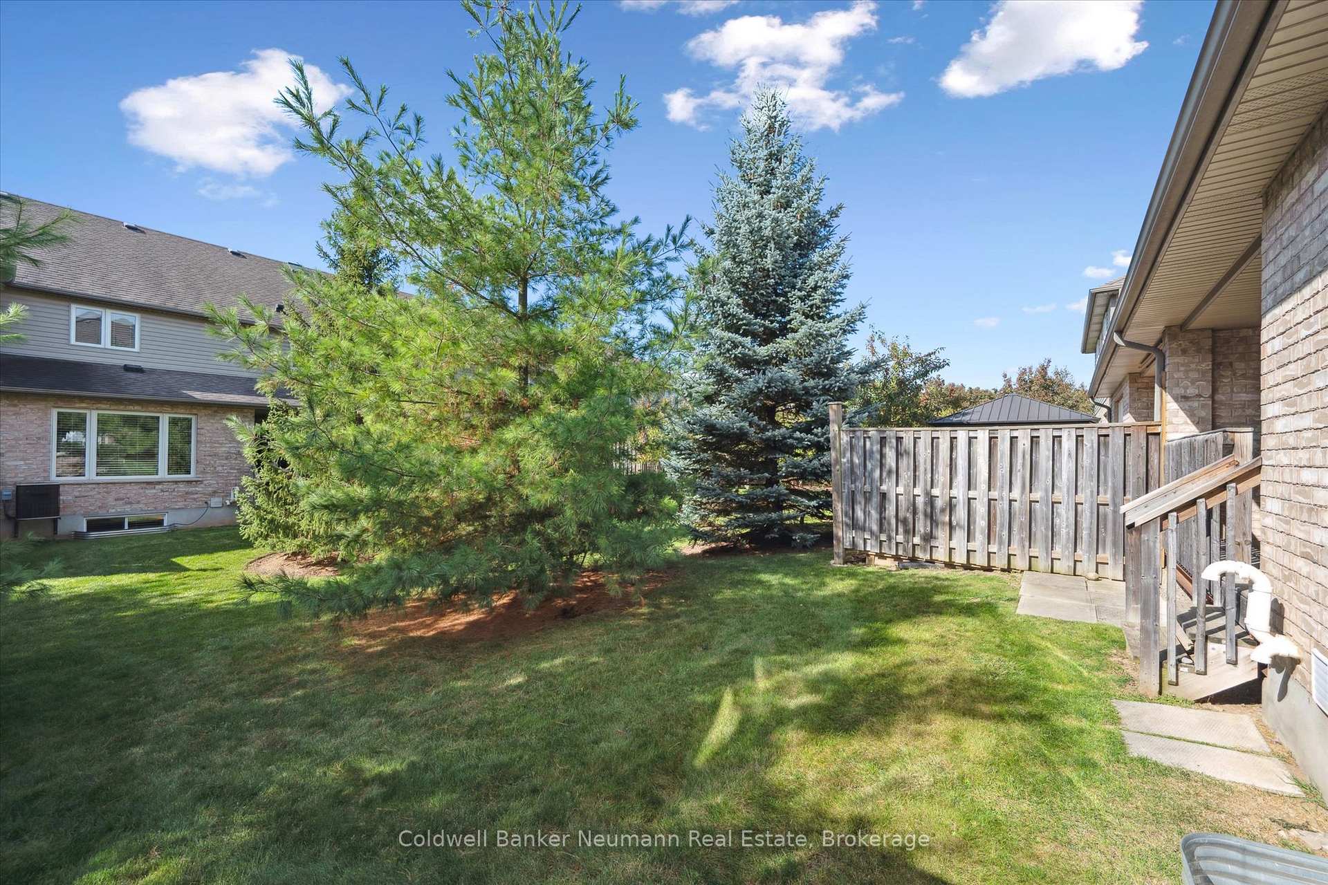 Photo 37 of Unit 5, 255 Summerfield Drive, Guelph, Pineridge/Westminster Woods — HOMEH