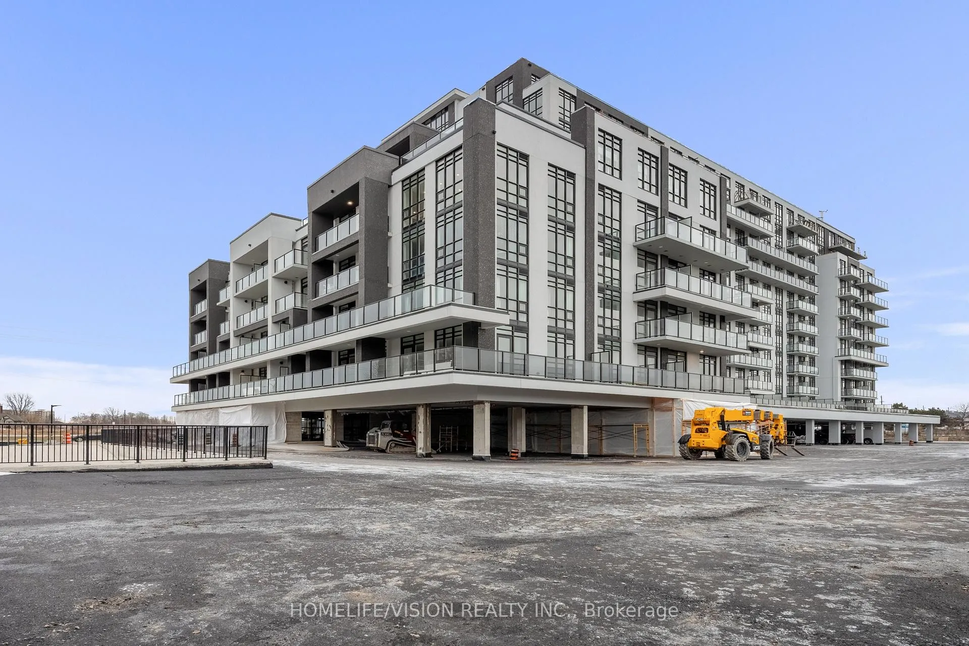 Photo 3 of Unit 202, 461 Green Road, Hamilton, Lakeshore — HOMEH