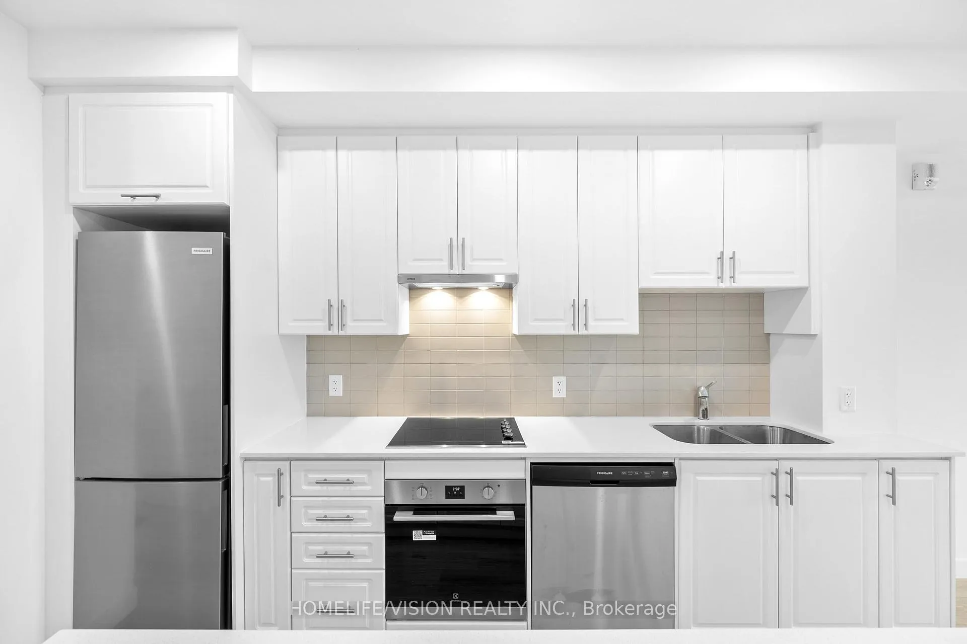 Photo 7 of Unit 202, 461 Green Road, Hamilton, Lakeshore — HOMEH