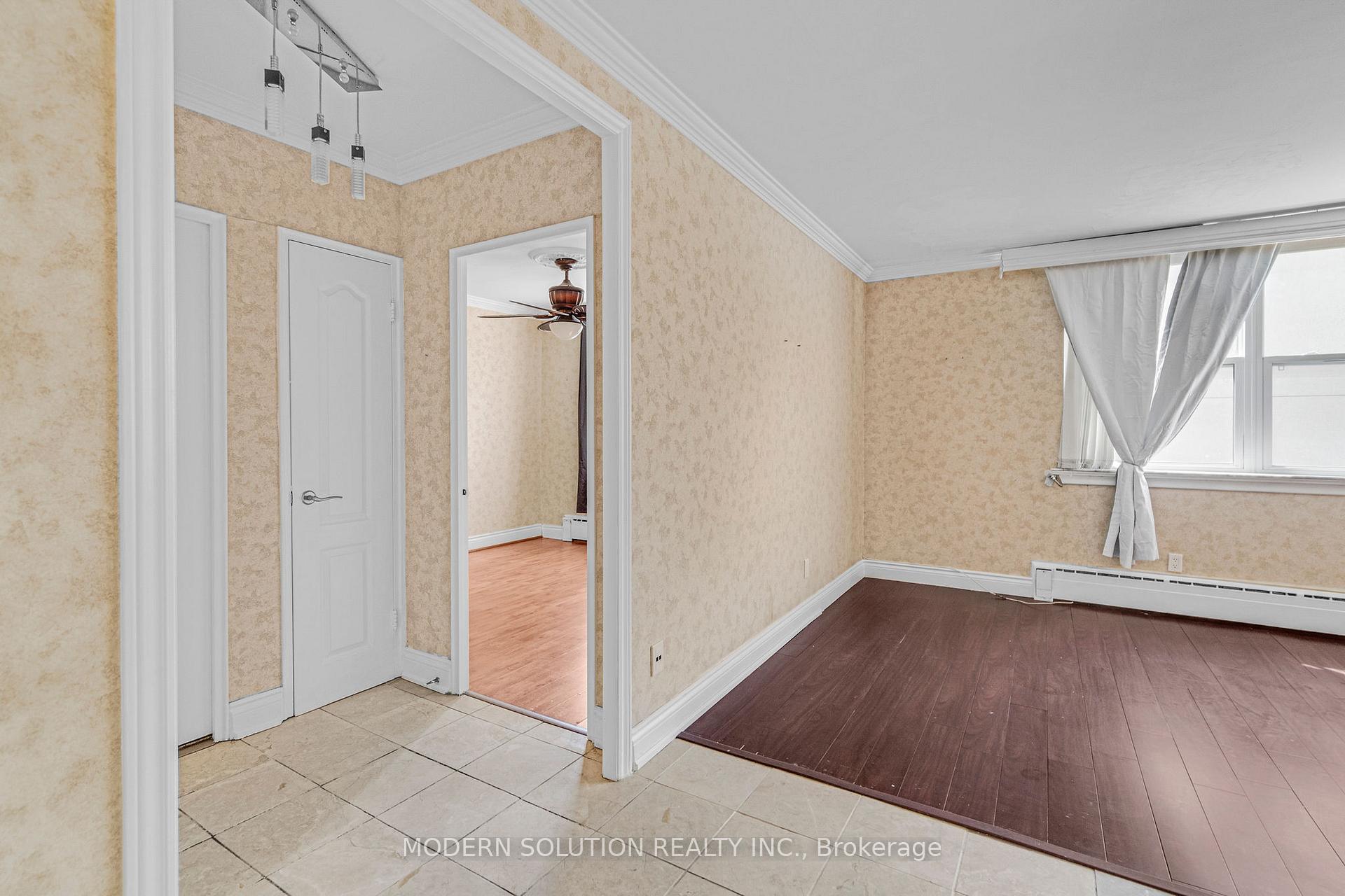 Photo 15 of Unit 104, 59 Neptune Drive, Toronto, Englemount-Lawrence — HOMEH