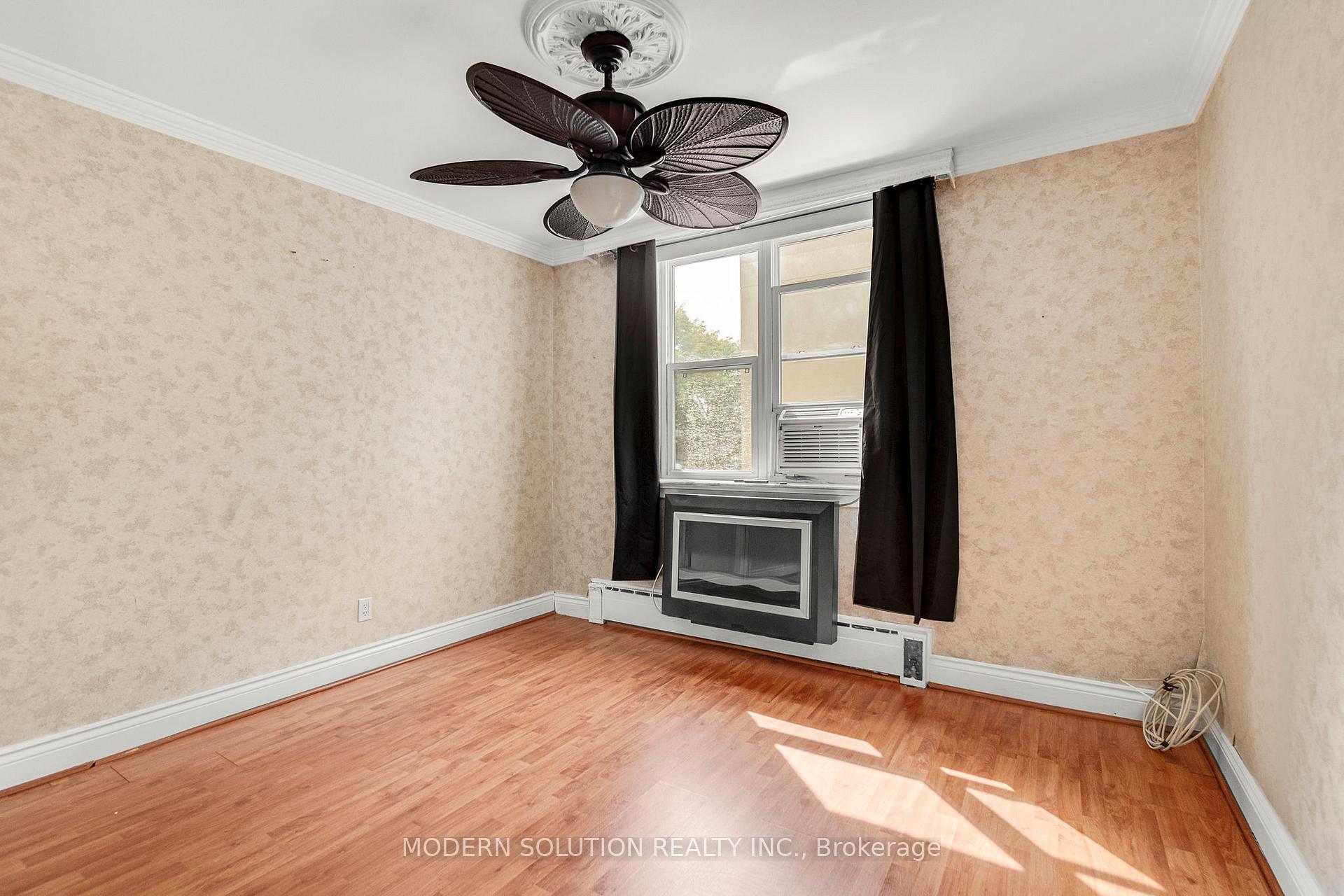 Photo 16 of Unit 104, 59 Neptune Drive, Toronto, Englemount-Lawrence — HOMEH