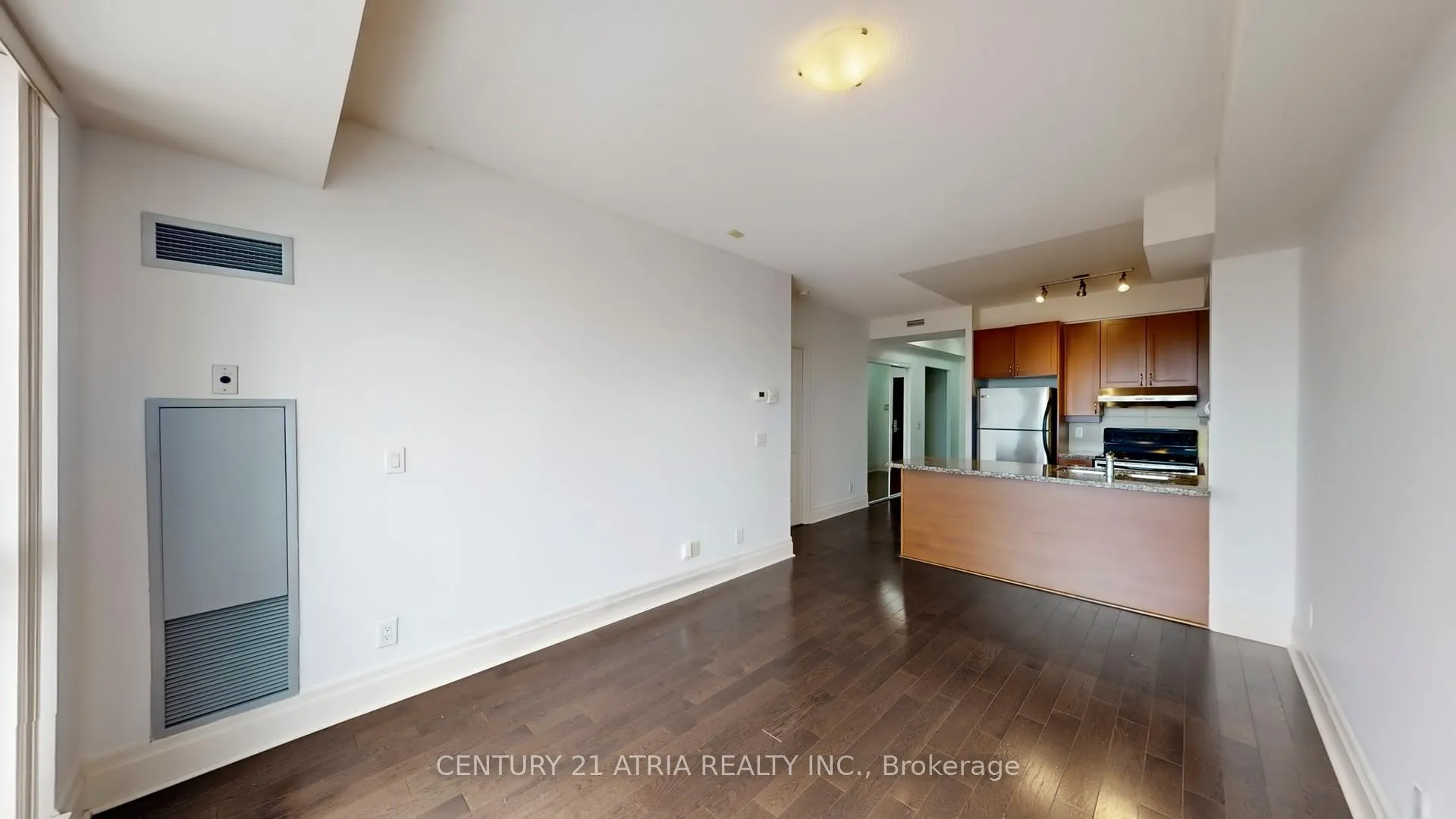 Photo 12 of Unit 311D, 57 Upper Duke Crescent, Markham, Unionville — HOMEH