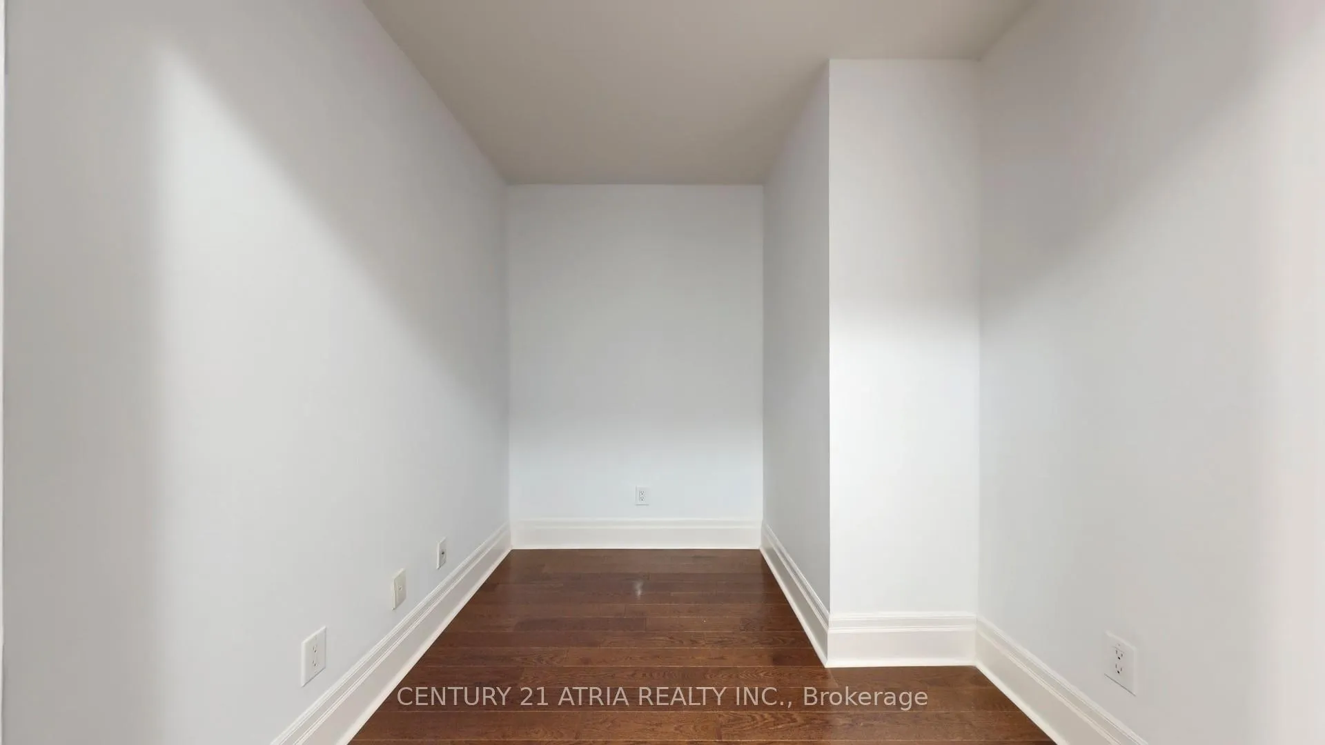 Photo 31 of Unit 311D, 57 Upper Duke Crescent, Markham, Unionville — HOMEH