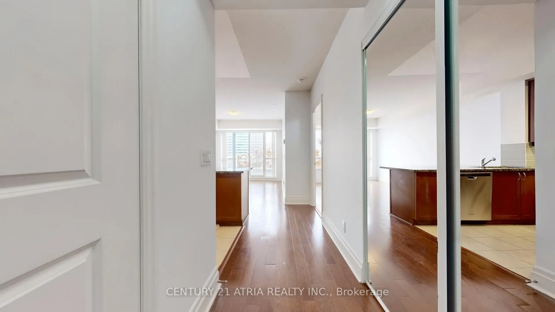 Photo 37 of Unit 311D, 57 Upper Duke Crescent, Markham, Unionville — HOMEH