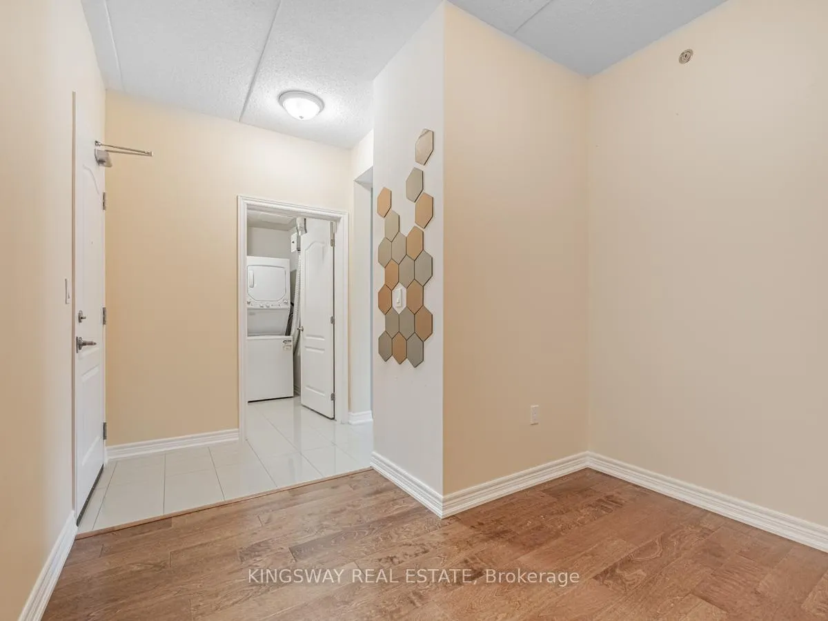 Photo 6 of Unit 401, 1421 Costigan Road, Milton, Clarke — HOMEH