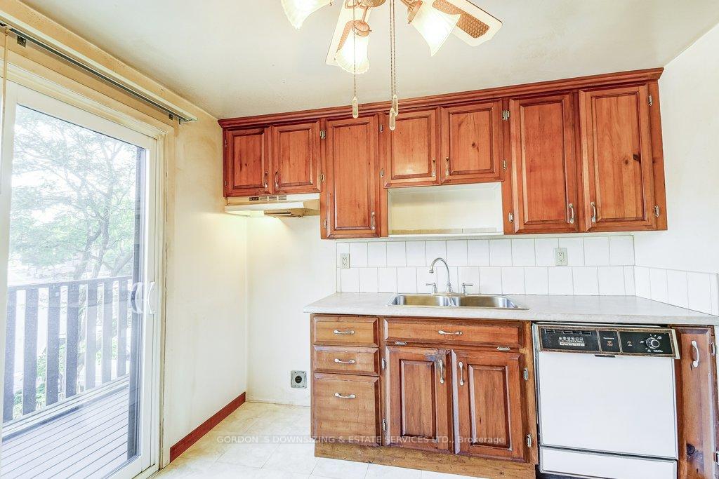 Photo 27 of Unit 23, 1250 Limeridge Road E, Hamilton, Trenholme — HOMEH