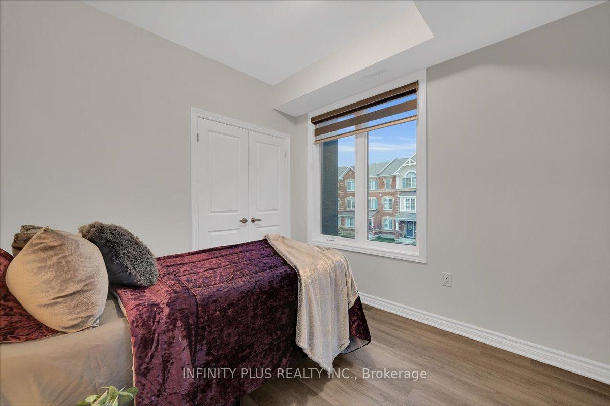 Photo 8 of Unit 301, 1034 Reflection Place, Pickering, Rural Pickering — HOMEH