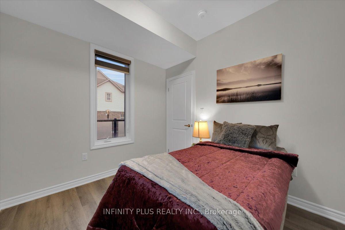 Photo 9 of Unit 301, 1034 Reflection Place, Pickering, Rural Pickering — HOMEH