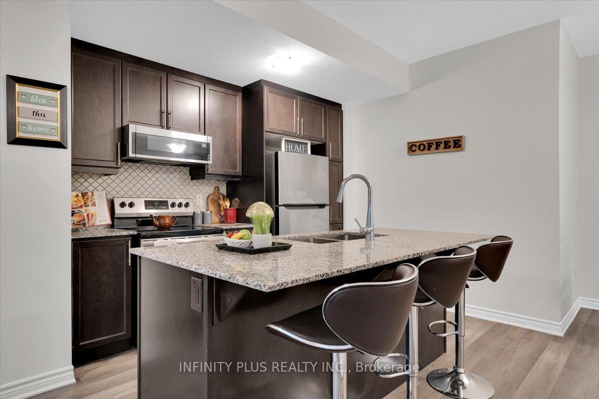 Photo 12 of Unit 301, 1034 Reflection Place, Pickering, Rural Pickering — HOMEH