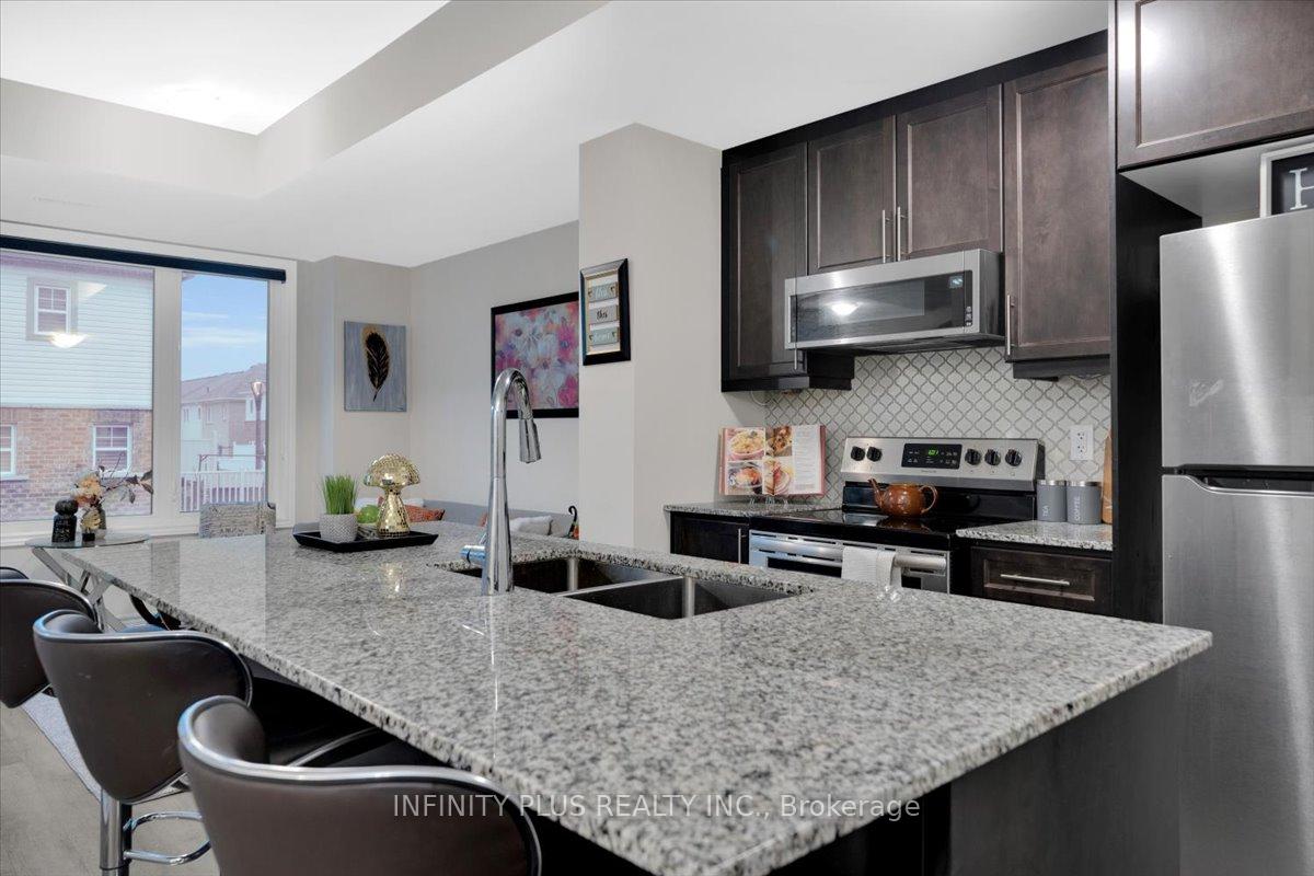 Photo 18 of Unit 301, 1034 Reflection Place, Pickering, Rural Pickering — HOMEH