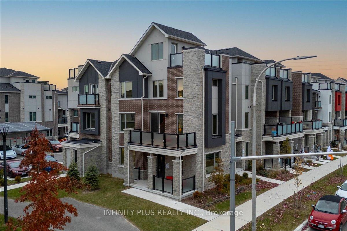 Photo 32 of Unit 301, 1034 Reflection Place, Pickering, Rural Pickering — HOMEH