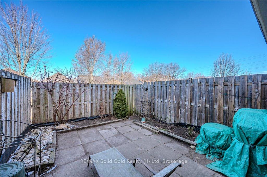 Photo 41 of Unit 52, 211 Veronica Drive, Kitchener — HOMEH