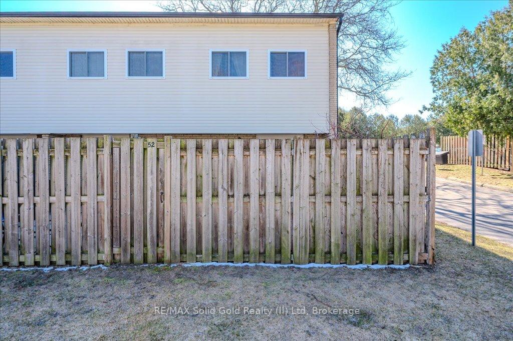 Photo 46 of Unit 52, 211 Veronica Drive, Kitchener — HOMEH