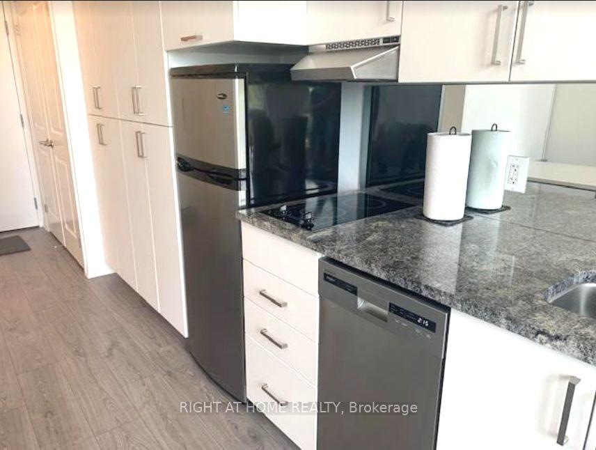 Photo 10 of Unit 604, 1900 Simcoe Street N, Oshawa, Samac — HOMEH