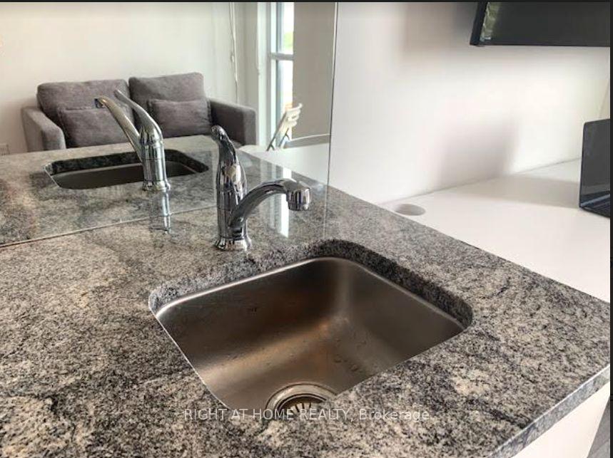 Photo 11 of Unit 604, 1900 Simcoe Street N, Oshawa, Samac — HOMEH