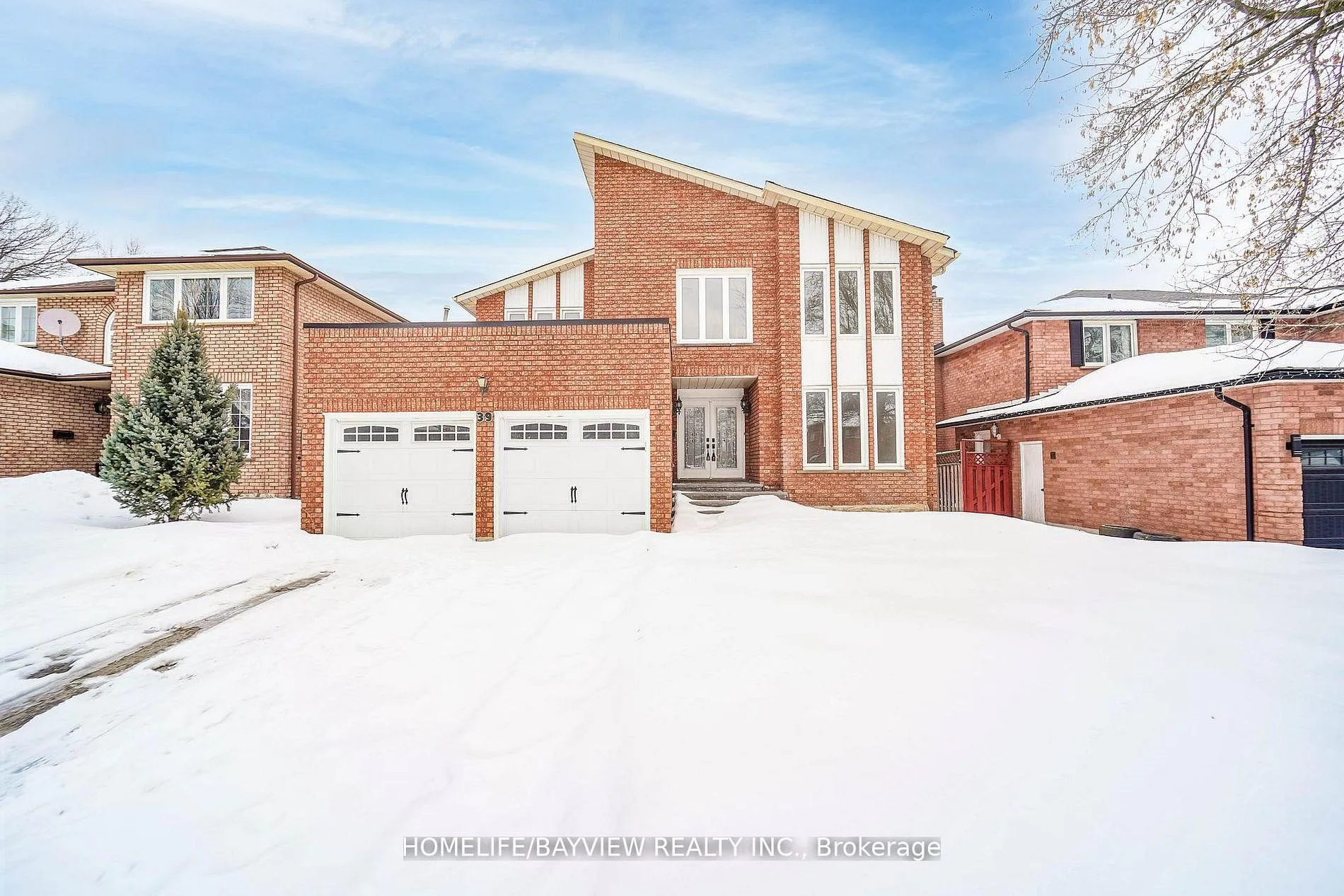 Front of 39 Shaftsbury(Main FL) Avenue