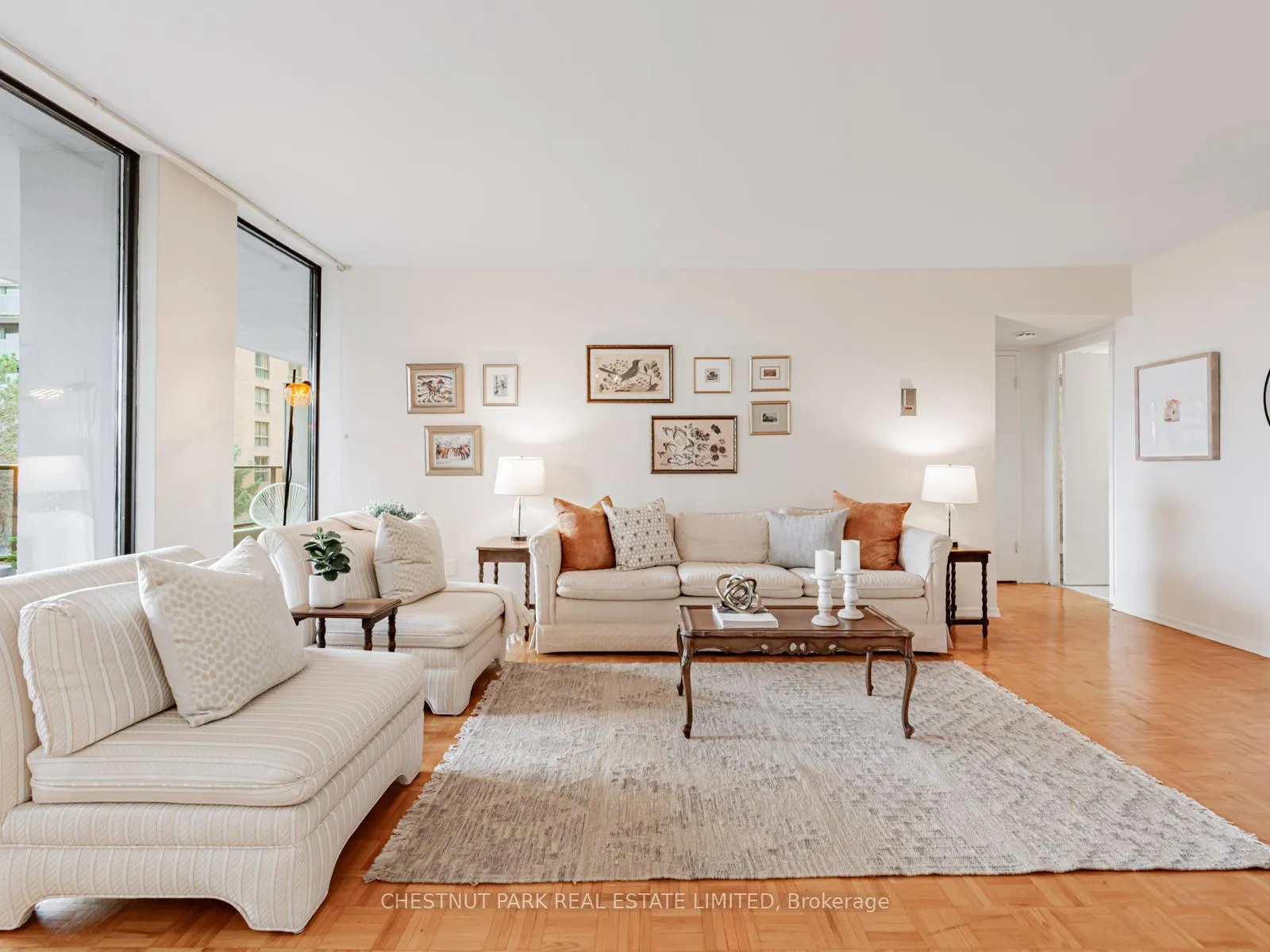 Photo 5 of Unit 505, 20 Avoca Avenue, Toronto, Rosedale-Moore Park — HOMEH
