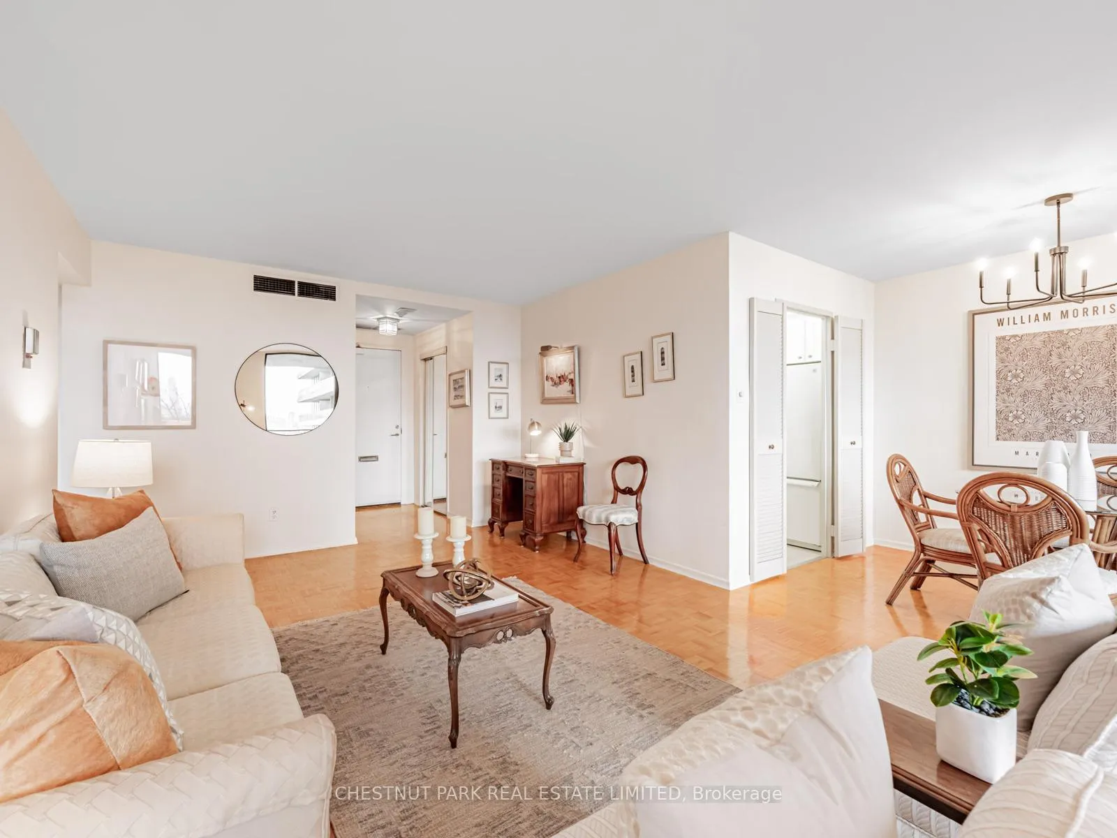 Photo 7 of Unit 505, 20 Avoca Avenue, Toronto, Rosedale-Moore Park — HOMEH