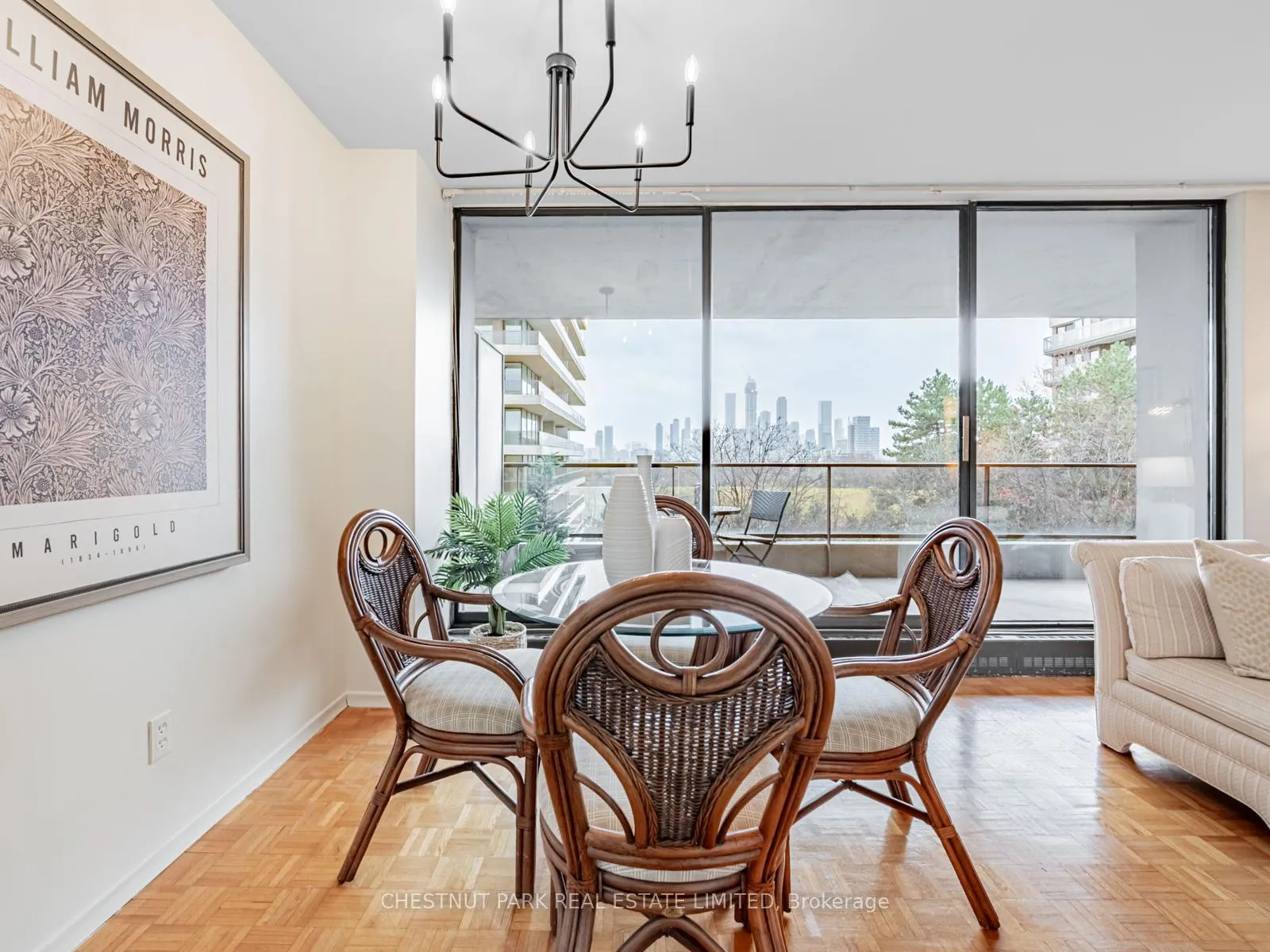 Photo 10 of Unit 505, 20 Avoca Avenue, Toronto, Rosedale-Moore Park — HOMEH