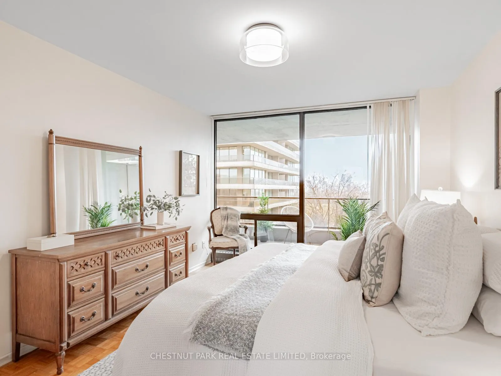 Photo 15 of Unit 505, 20 Avoca Avenue, Toronto, Rosedale-Moore Park — HOMEH