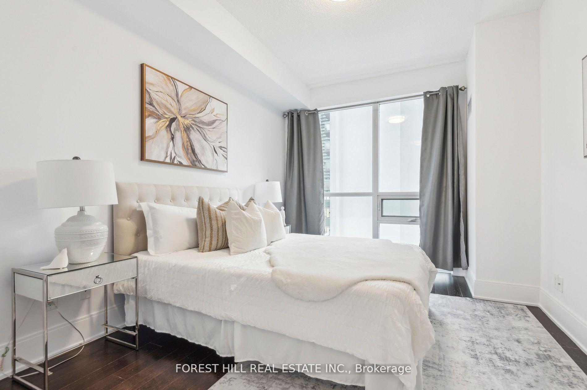 Photo 10 of Unit 713, 70 Roehampton Avenue, Toronto, Mount Pleasant West — HOMEH