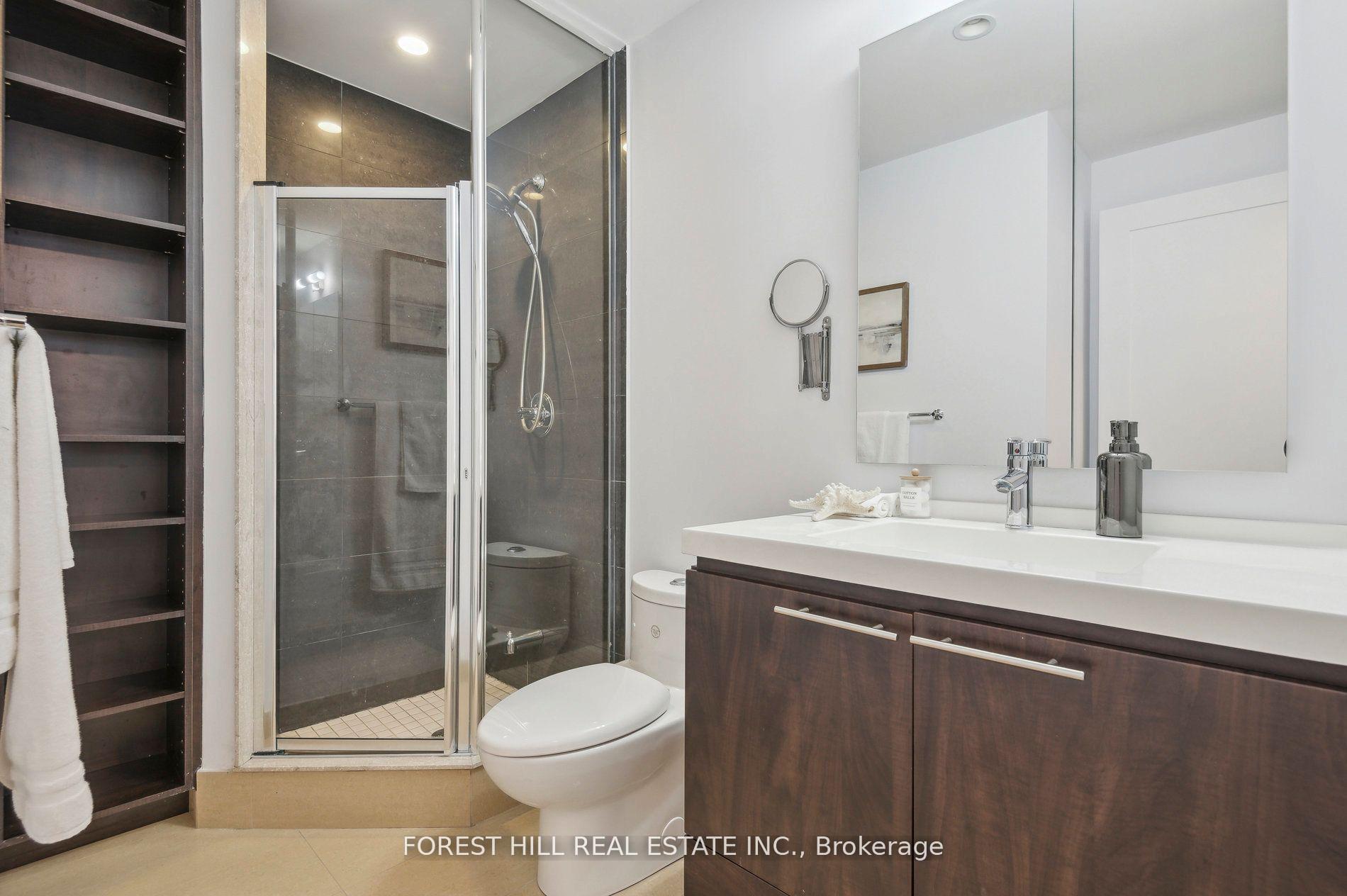 Photo 15 of Unit 713, 70 Roehampton Avenue, Toronto, Mount Pleasant West — HOMEH